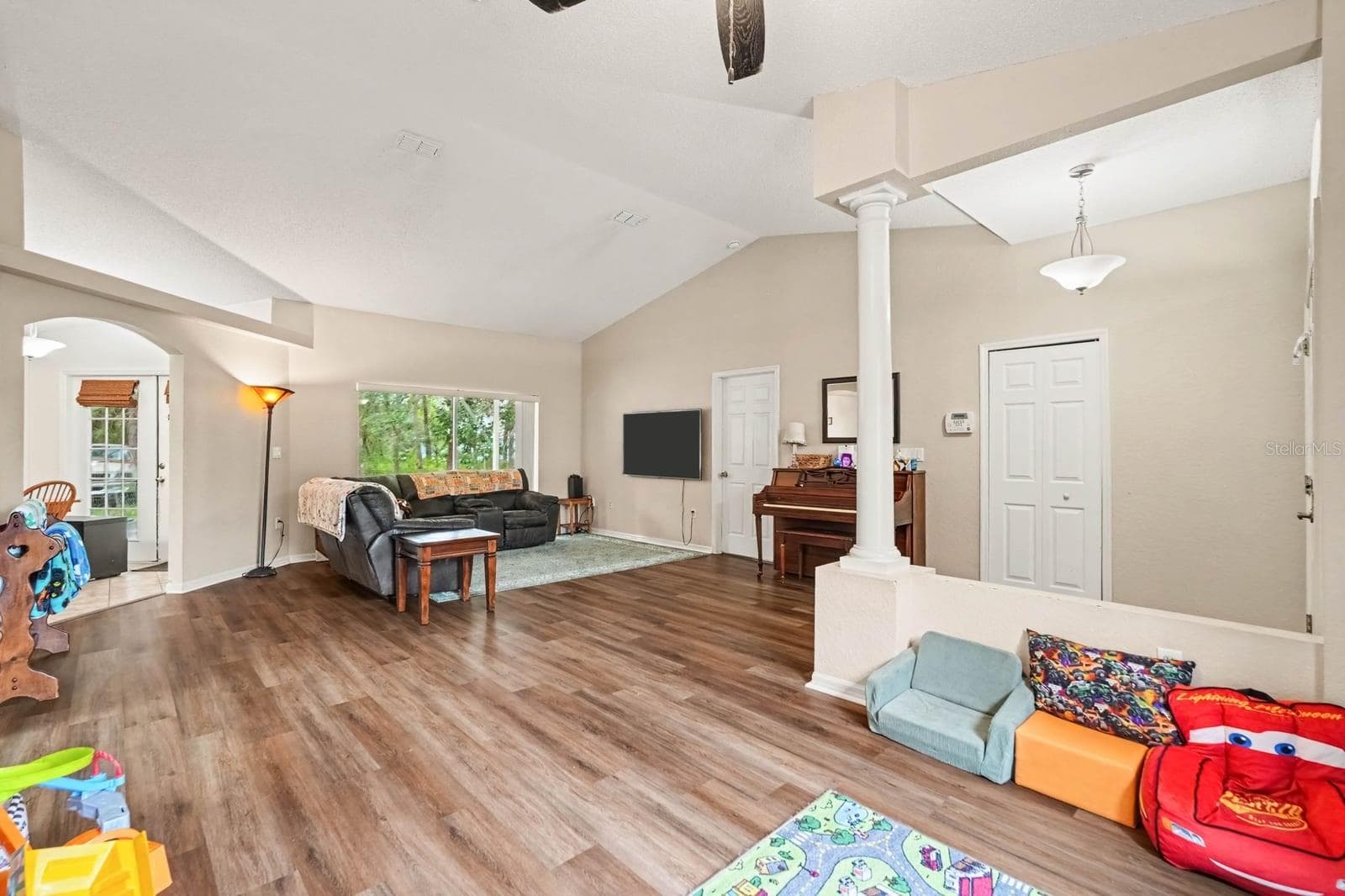 Single Family Residence at 12101 PEREGRINE FALCON AVE #6, BROOKSVILLE, photo 3 of 29