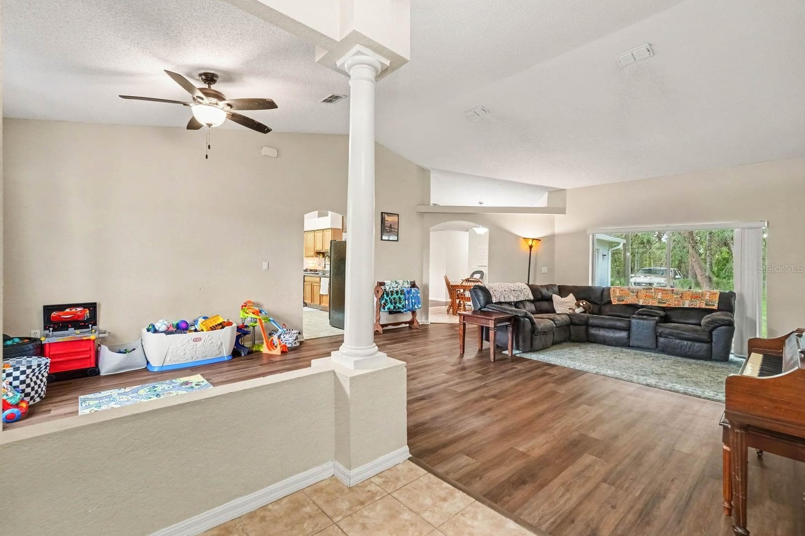 Single Family Residence at 12101 PEREGRINE FALCON AVE #6, BROOKSVILLE, photo 5 of 29