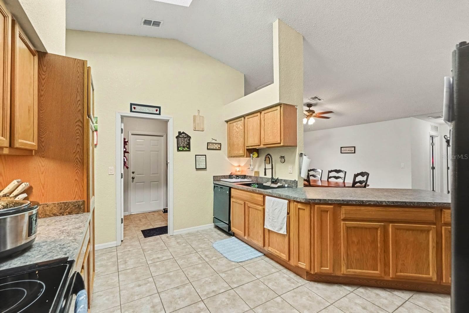 Single Family Residence at 12101 PEREGRINE FALCON AVE #6, BROOKSVILLE, photo 15 of 29