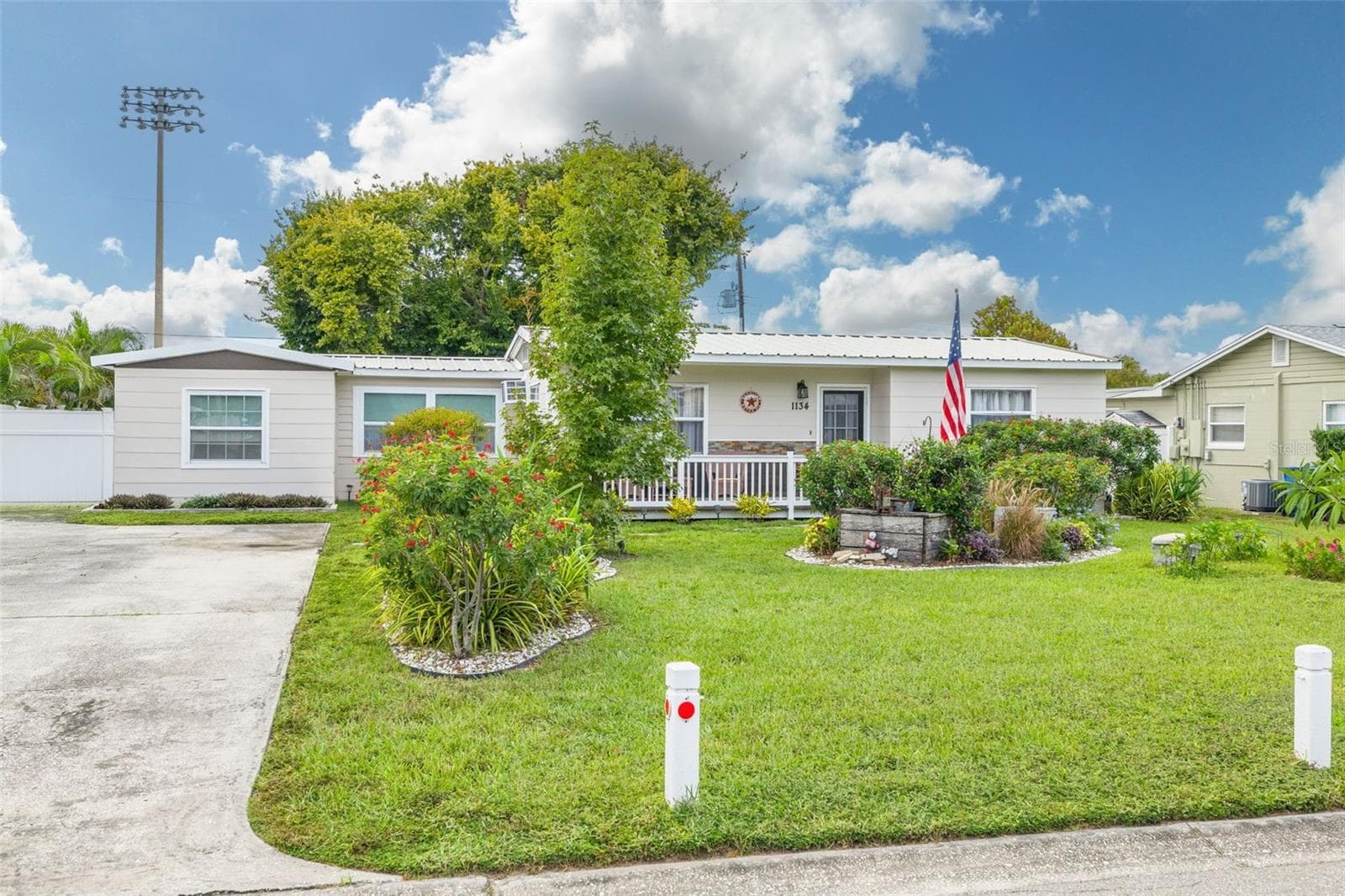 Single Family Residence at 1134 62ND ST, ST PETERSBURG, photo 17 of 45