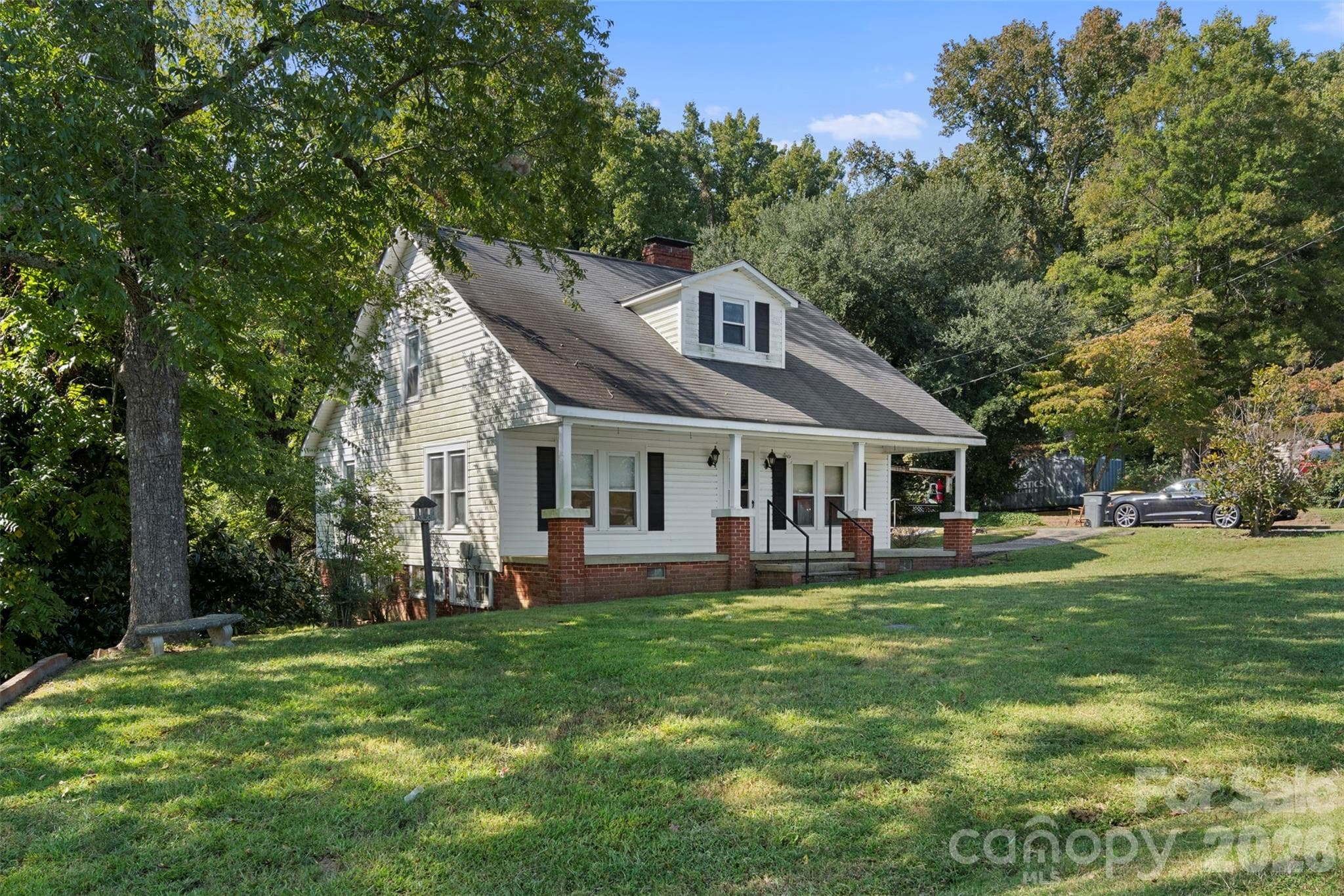 Single Family Residence at Kannapolis, photo 6 of 66