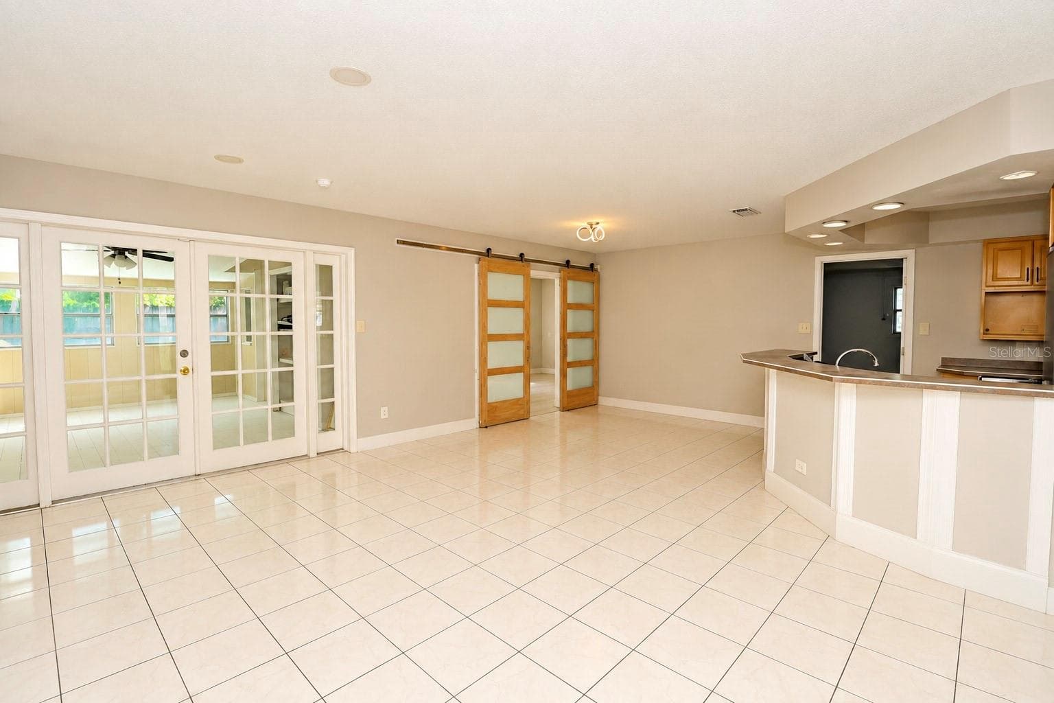 Single Family Residence at 4828 JUDY ANN CT, ORLANDO, photo 3 of 22