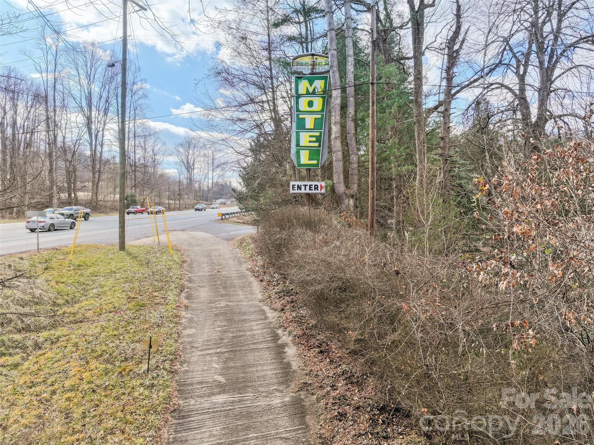 Hotel/Motel at Waynesville, photo 4 of 82