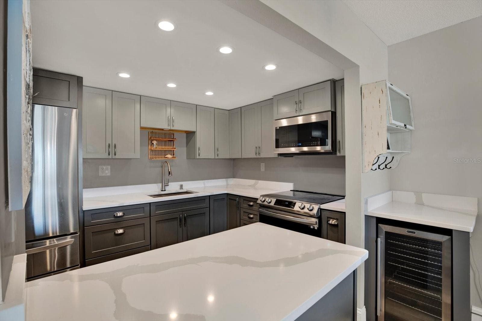 Condominium at 420 64TH AVE #507, ST PETE BEACH, photo 7 of 36