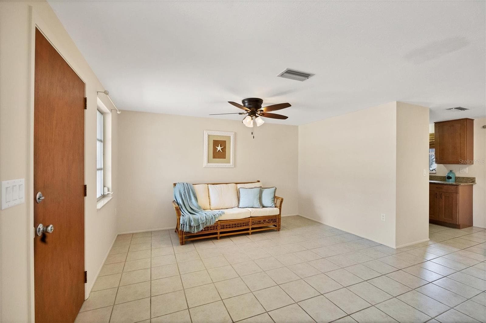 Main Home Living Area - 25 1ST AVE, ENGLEWOOD