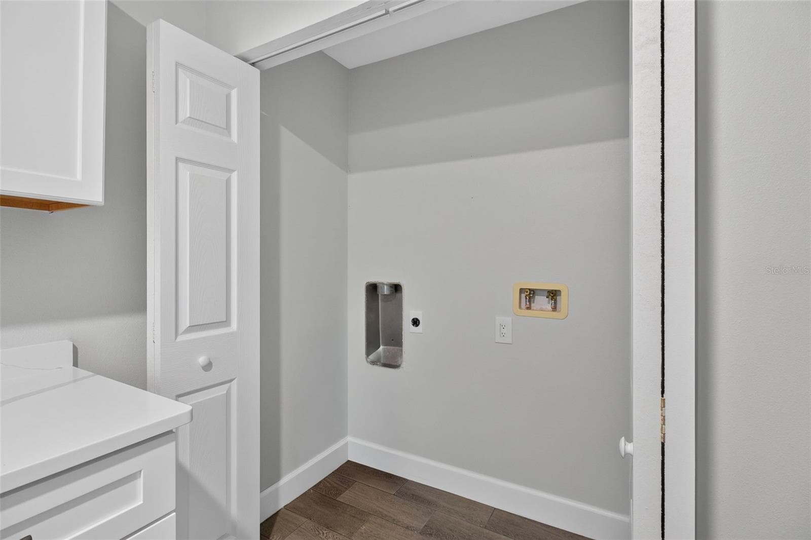Interior washer/dryer space - 876 116TH AVE N #103, ST PETERSBURG
