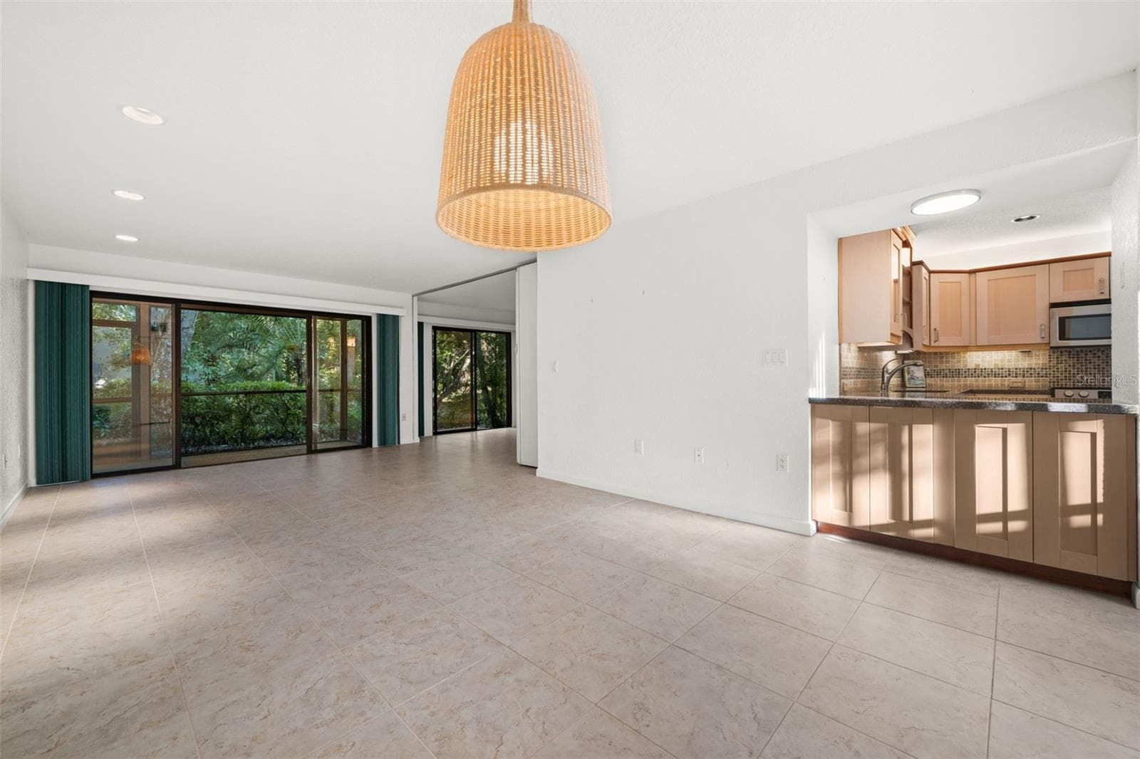 Condominium at 1657 BROOKHOUSE CIR #152, SARASOTA, photo 11 of 62