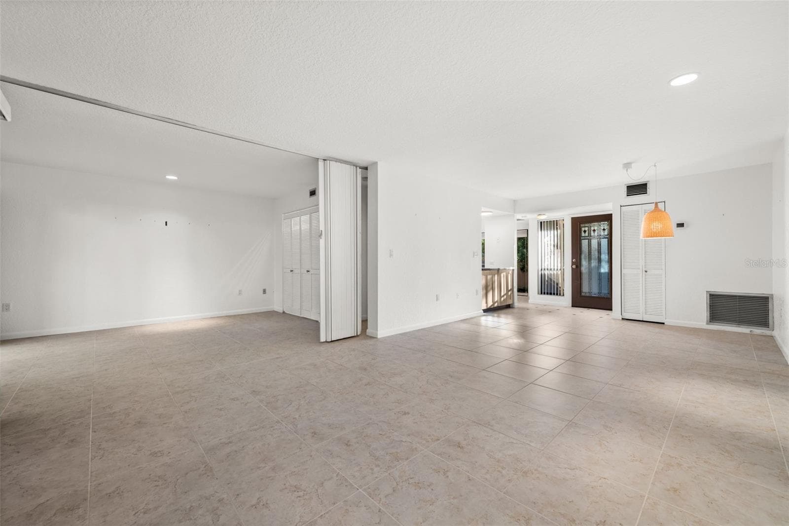 Condominium at 1657 BROOKHOUSE CIR #152, SARASOTA, photo 12 of 62