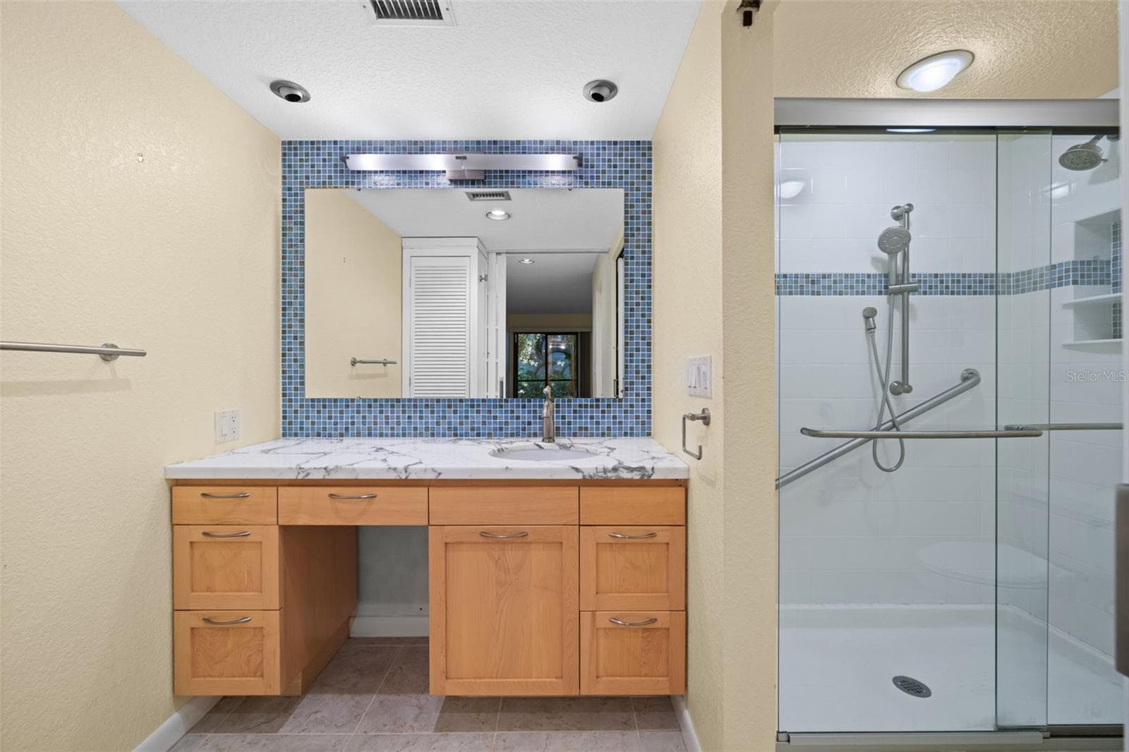 Condominium at 1657 BROOKHOUSE CIR #152, SARASOTA, photo 23 of 62