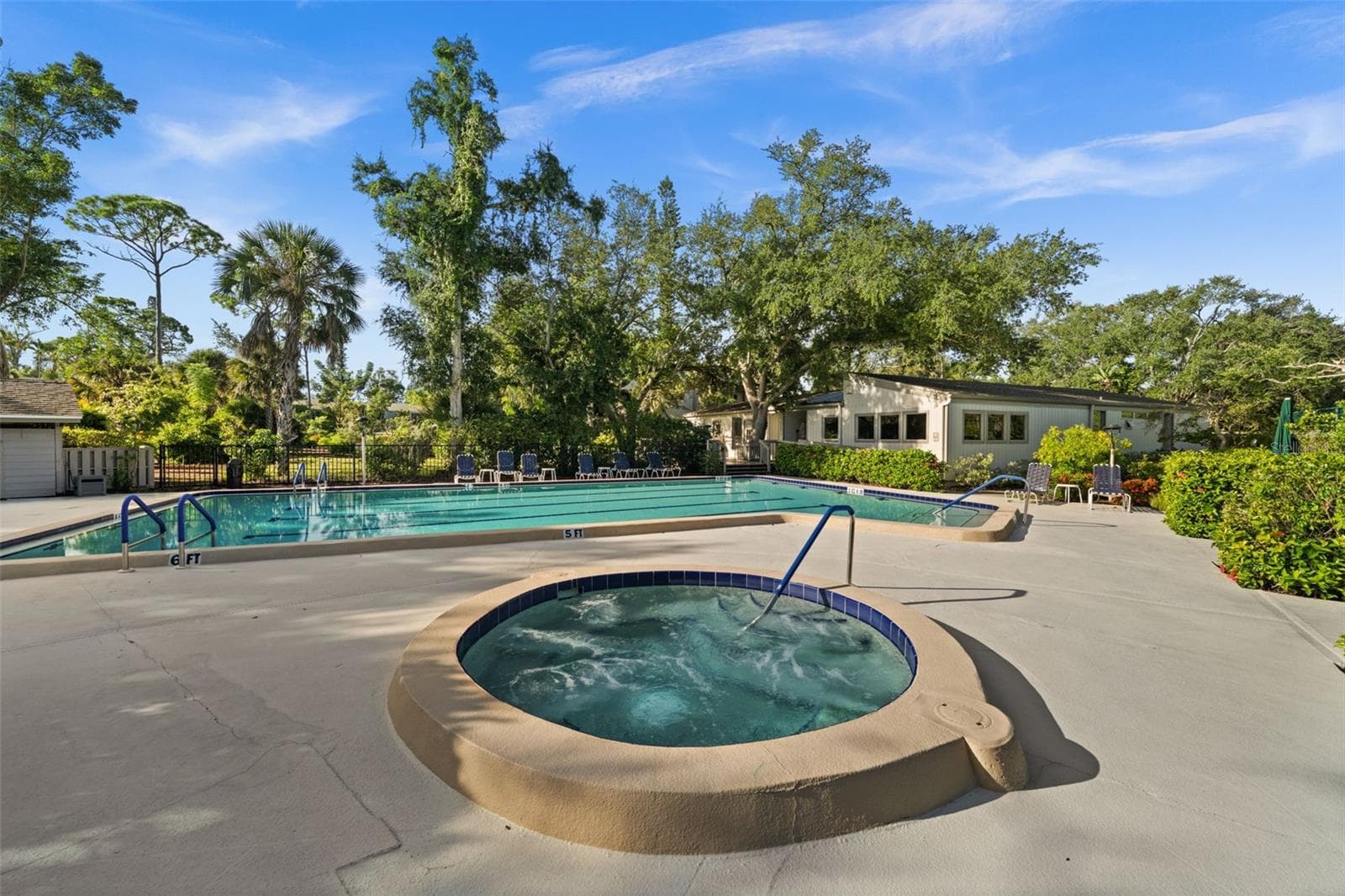 Condominium at 1657 BROOKHOUSE CIR #152, SARASOTA, photo 39 of 62