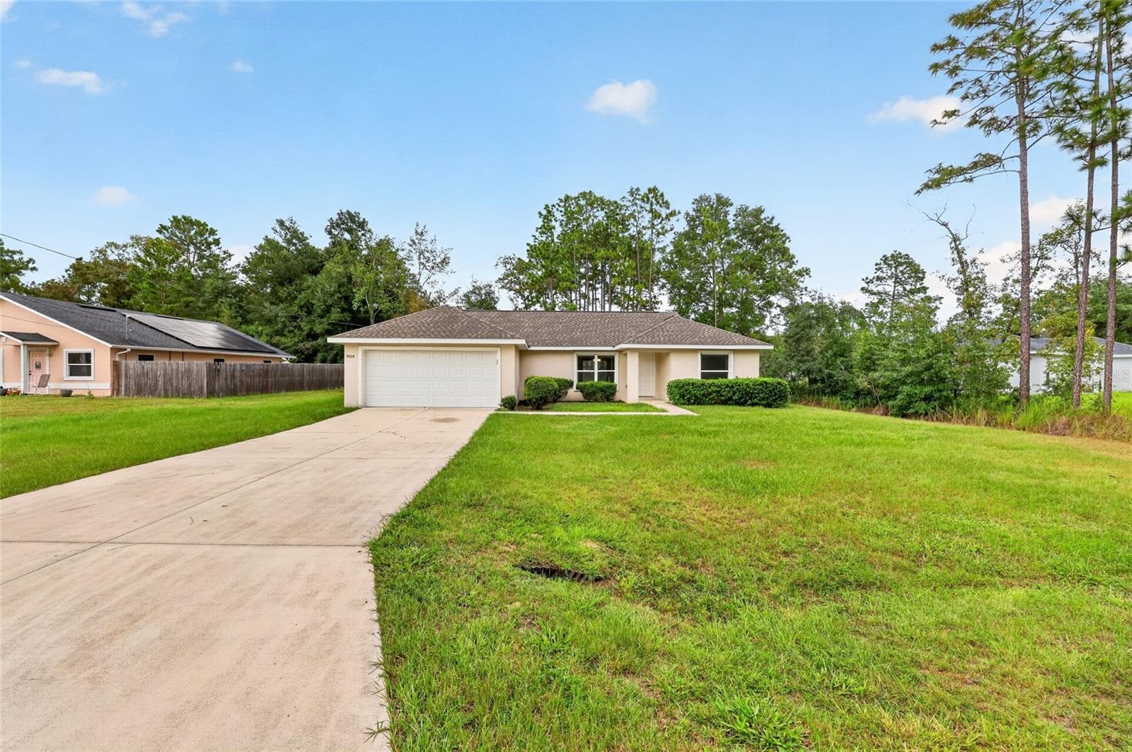 Single Family Residence at 7009 HEMLOCK CRSE, OCALA, photo 4 of 54