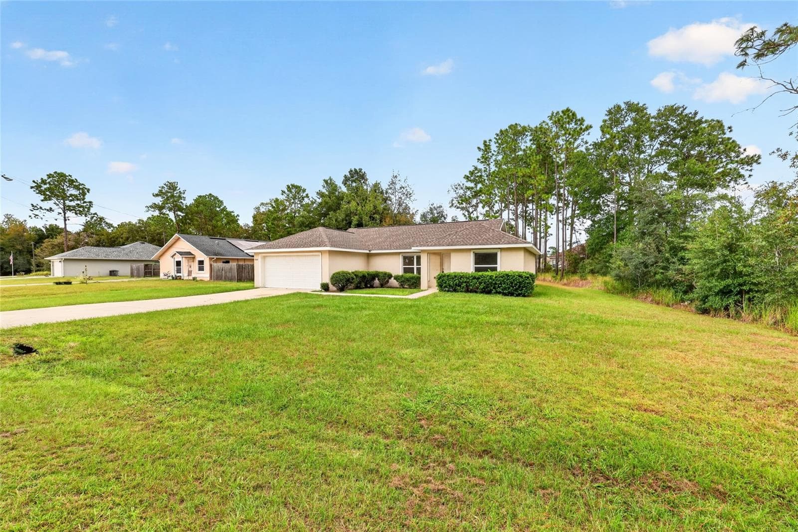 Single Family Residence at 7009 HEMLOCK CRSE, OCALA, photo 5 of 54