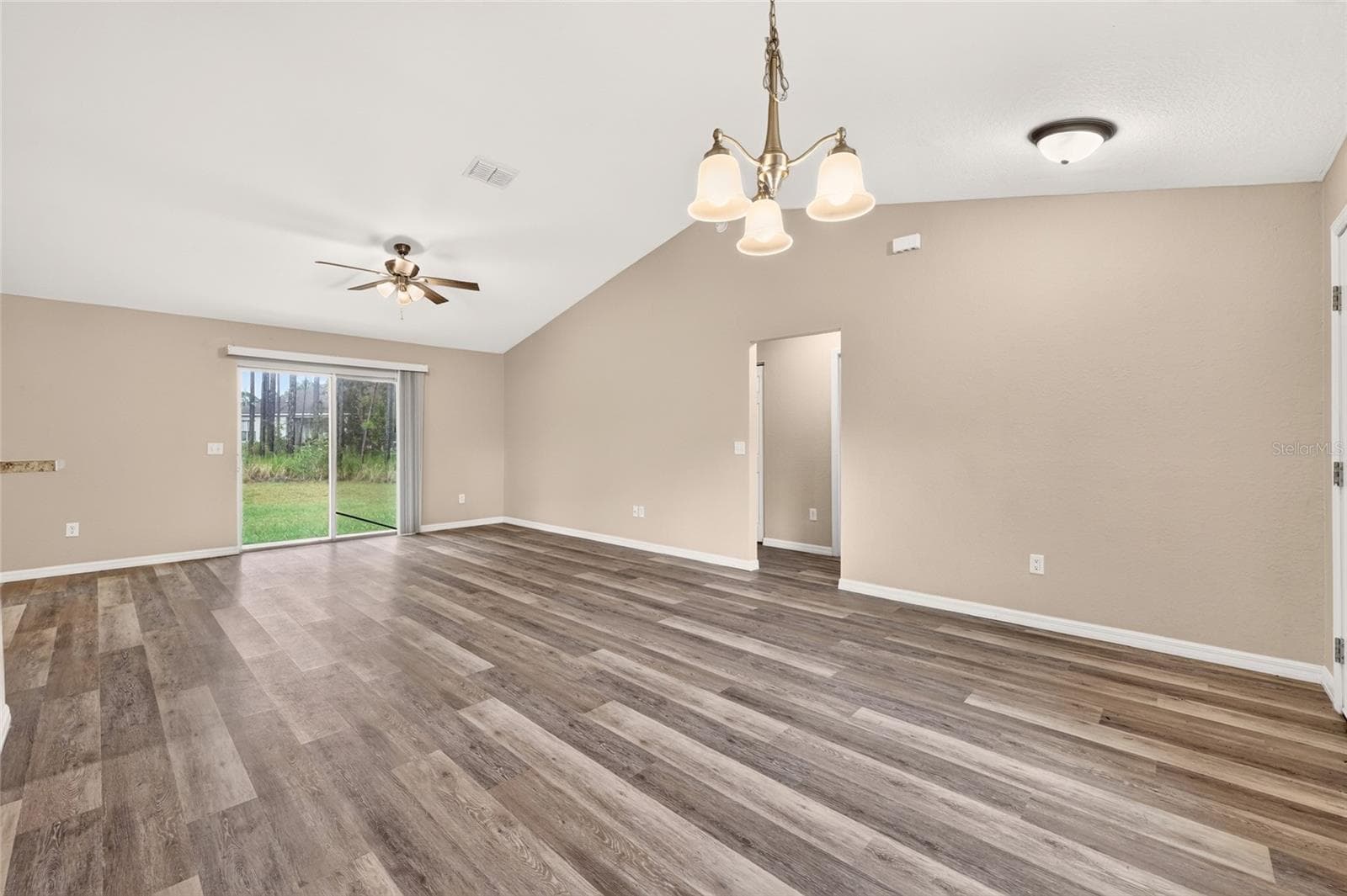 Single Family Residence at 7009 HEMLOCK CRSE, OCALA, photo 15 of 54