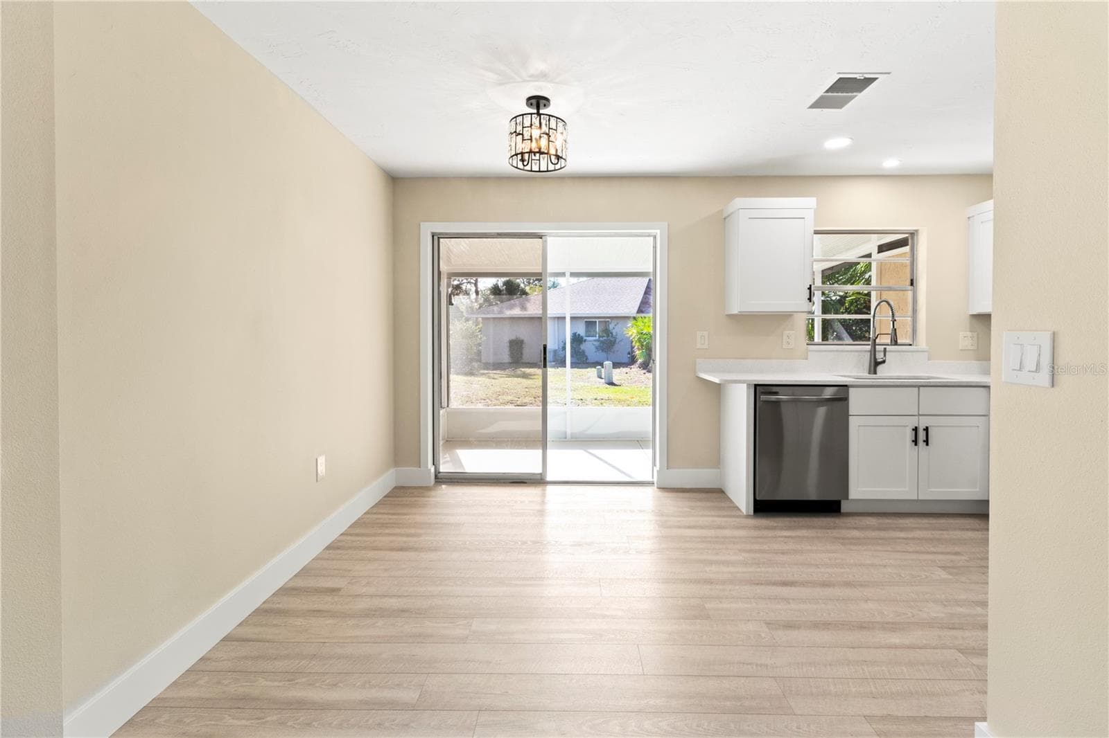 Villa at 727 N JEFFERSON AVE #727, SARASOTA, photo 15 of 34