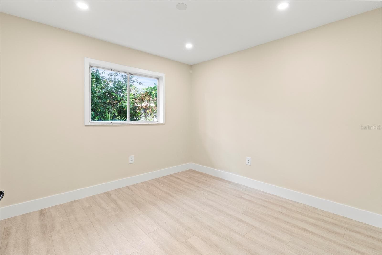 Villa at 727 N JEFFERSON AVE #727, SARASOTA, photo 22 of 34