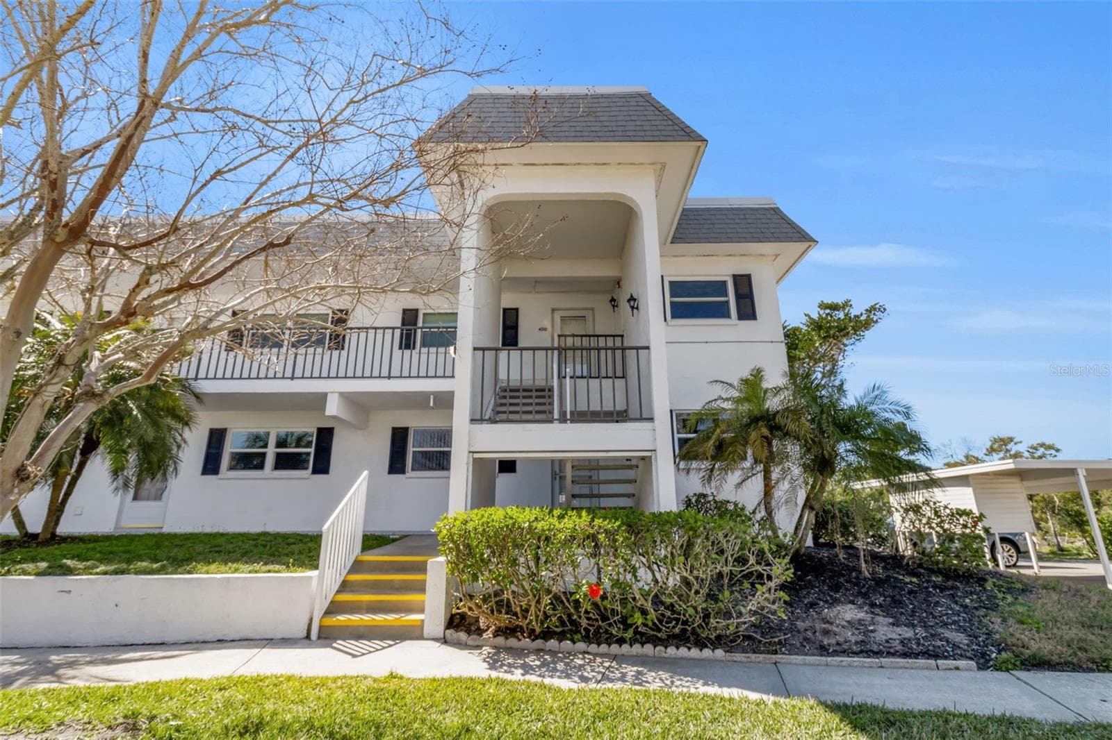 Condominium at 4704 INDEPENDENCE DR #4704, BRADENTON, photo 4 of 32