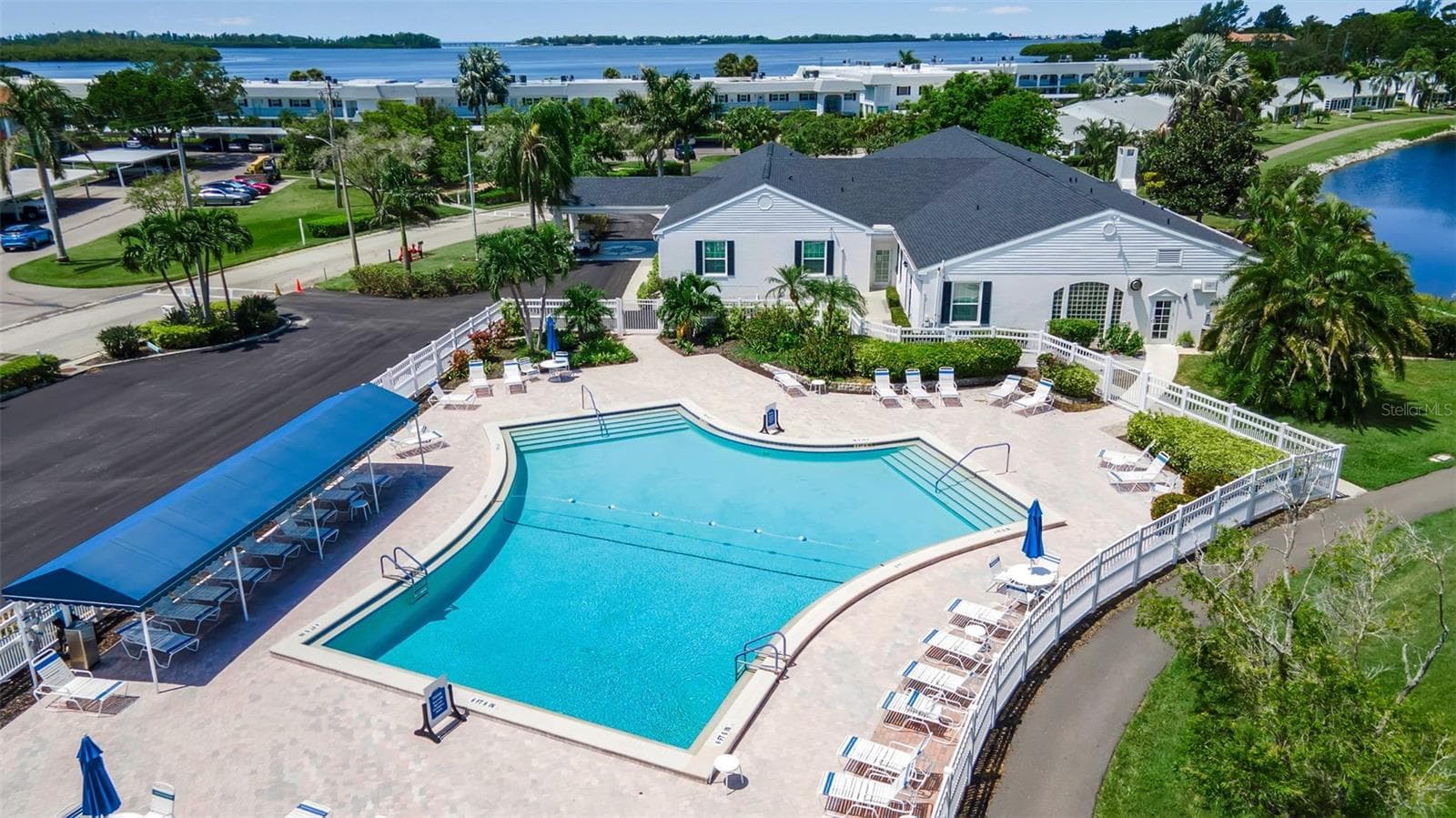 Condominium at 4704 INDEPENDENCE DR #4704, BRADENTON, photo 30 of 32