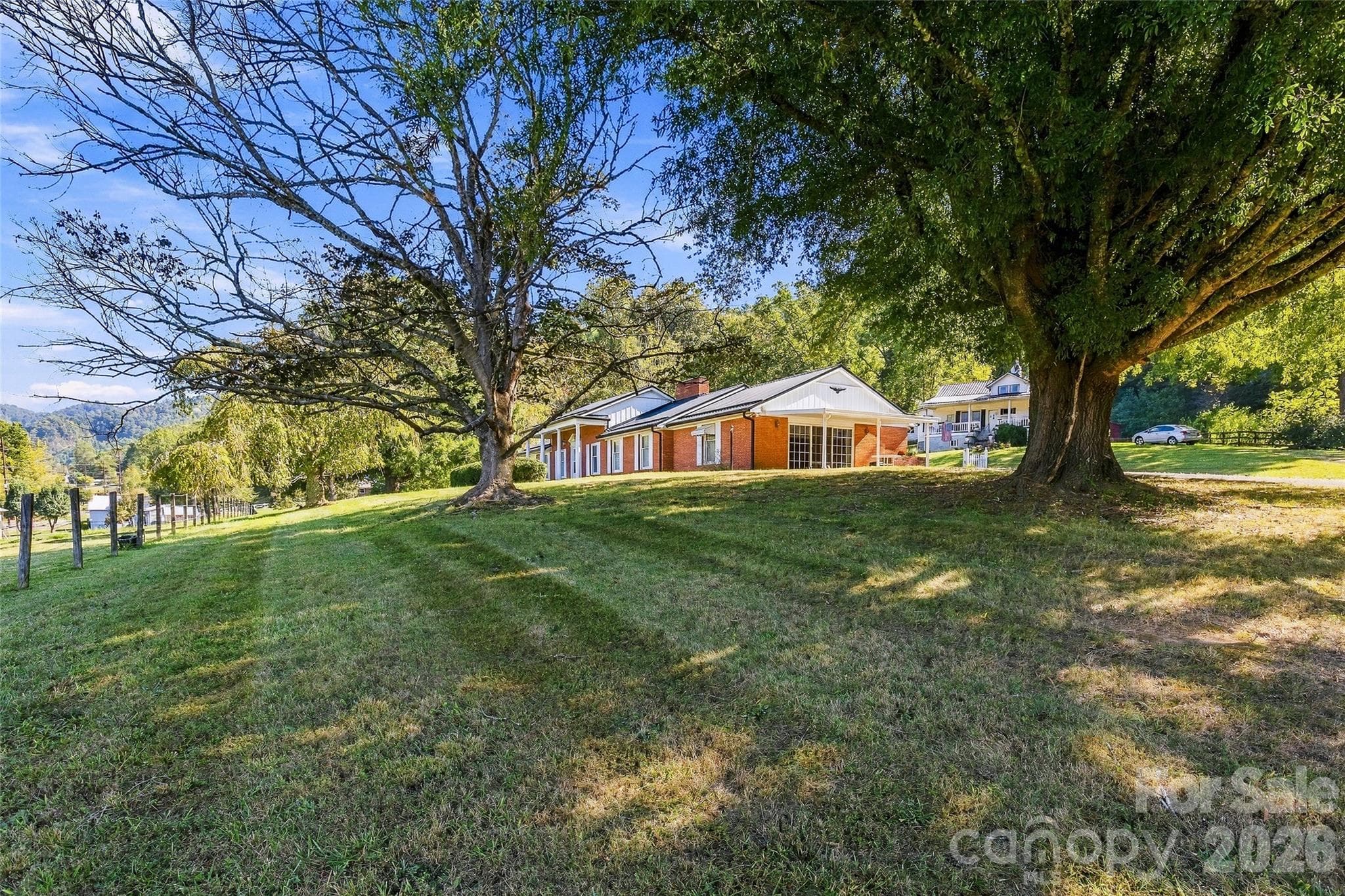 Single Family Residence at 5810 Us 23 Highway, Mars Hill, photo 4 of 47