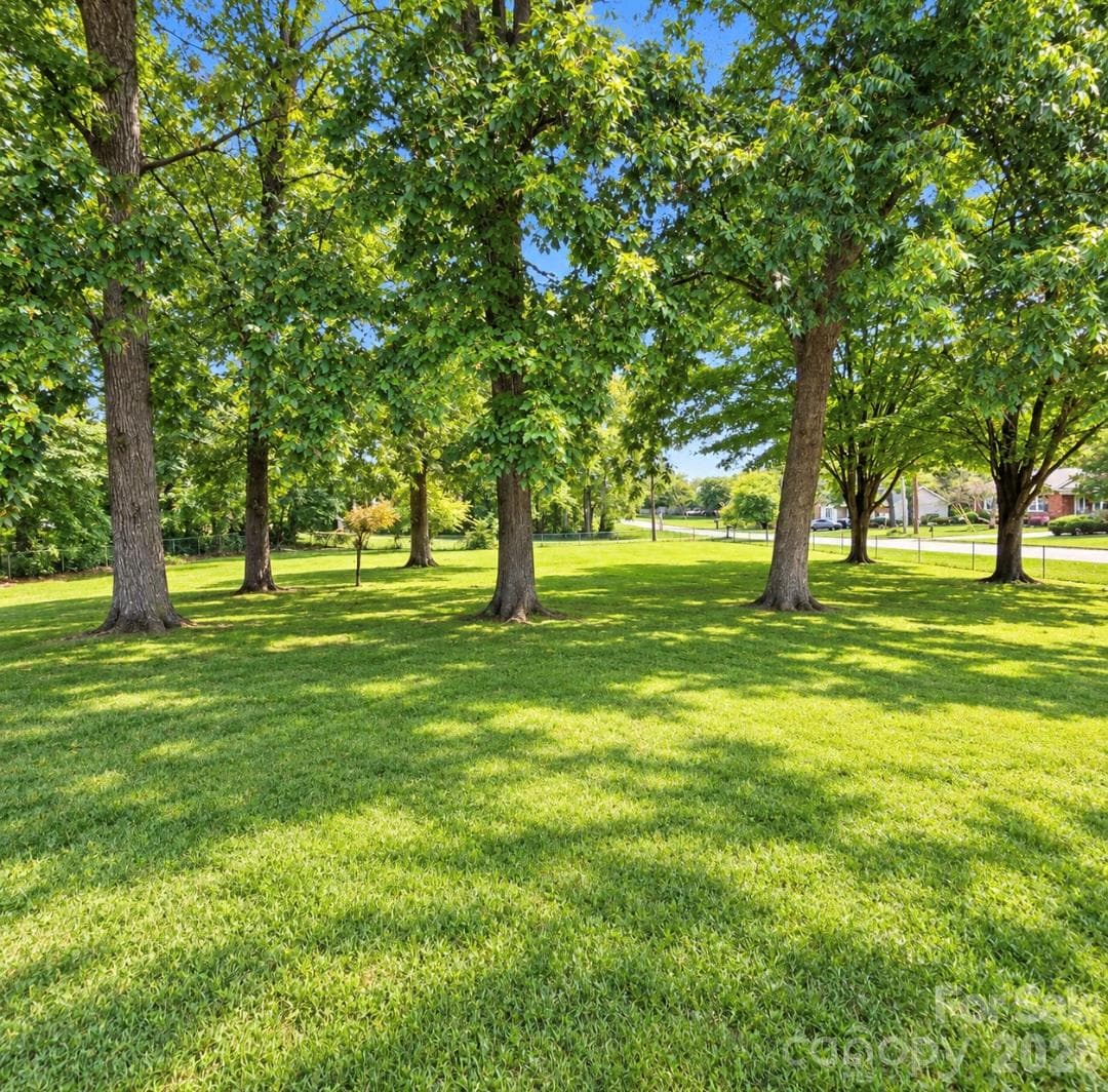 Single Family Residence at 555 Palmer Road, Rockwell, photo 6 of 22