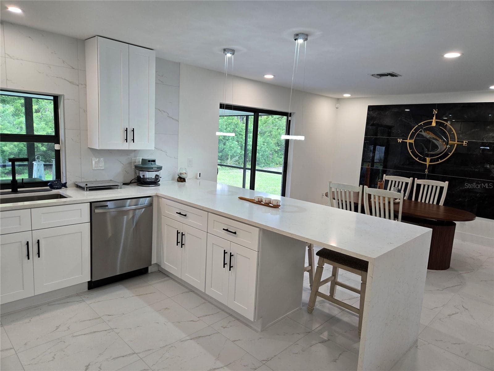 Kitchen - 410 HUNTER ST, PORT CHARLOTTE