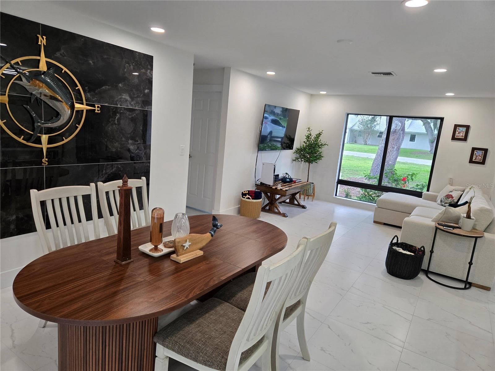 Dinning/Living room - 410 HUNTER ST, PORT CHARLOTTE