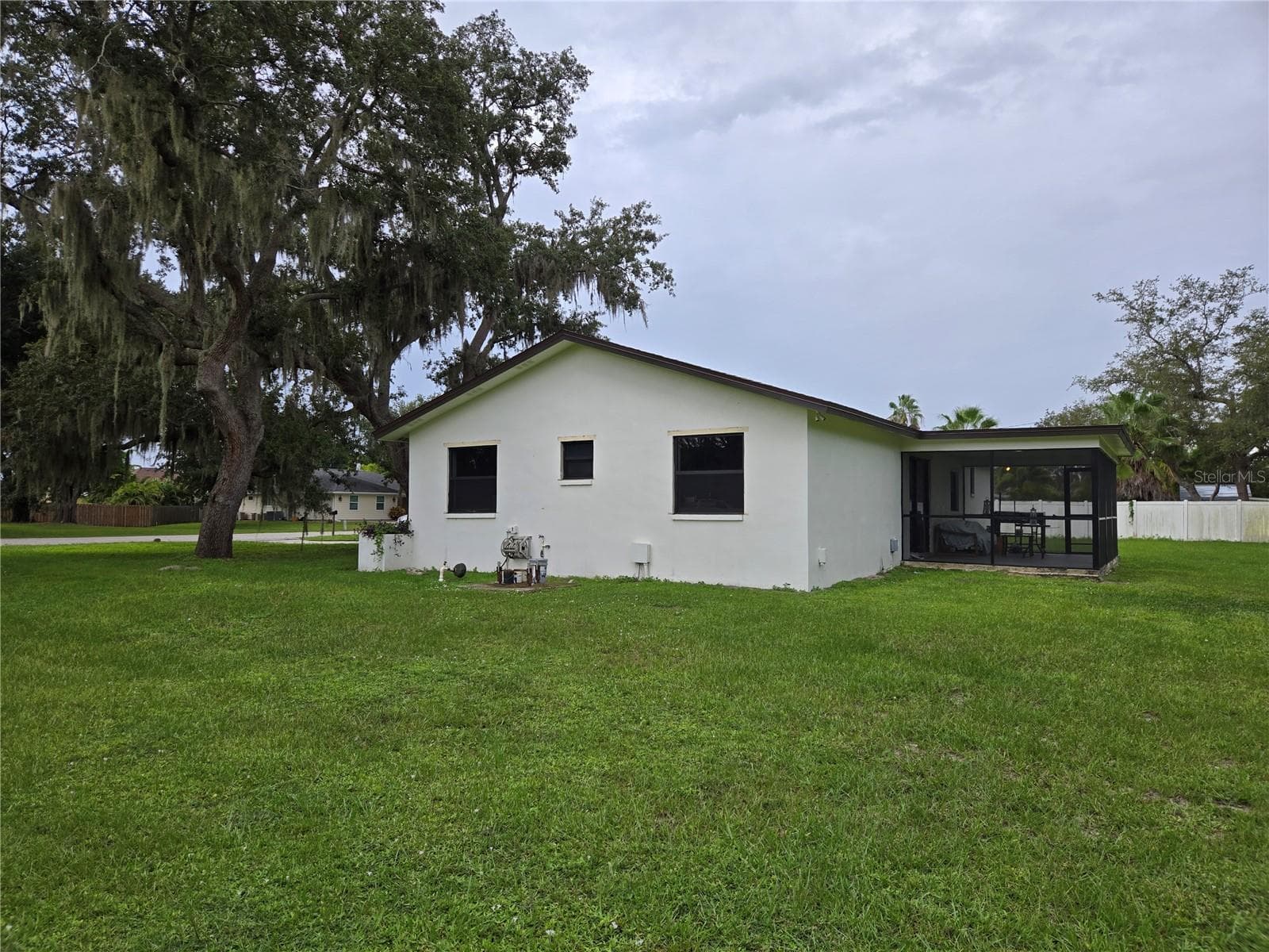 Rear - 410 HUNTER ST, PORT CHARLOTTE
