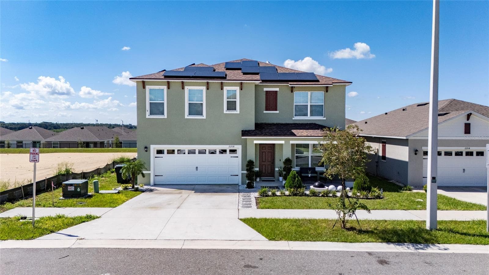 2208 CANAAN DR