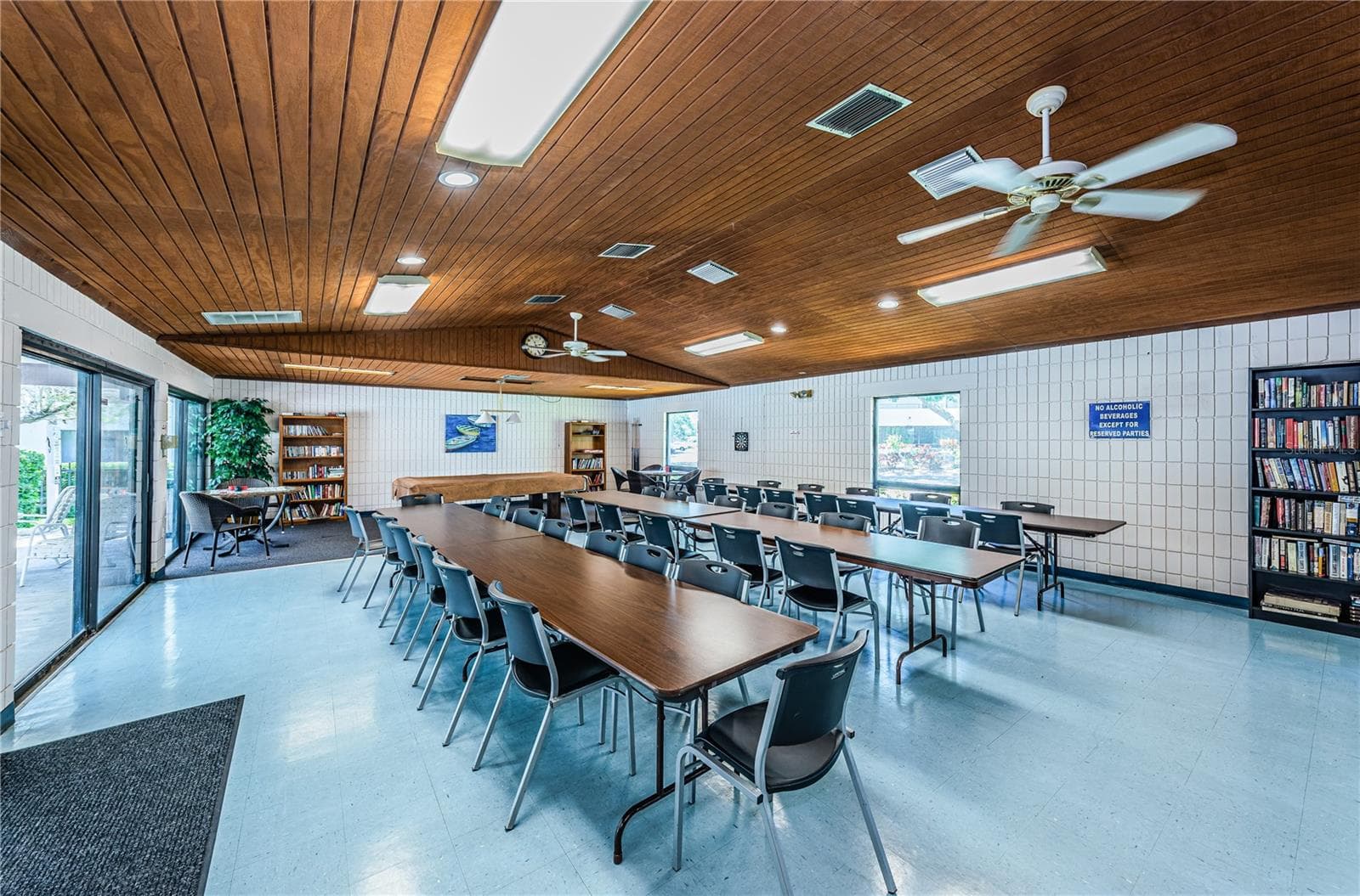 Condominium at 2591 COUNTRYSIDE BLVD #5106, CLEARWATER, photo 67 of 70