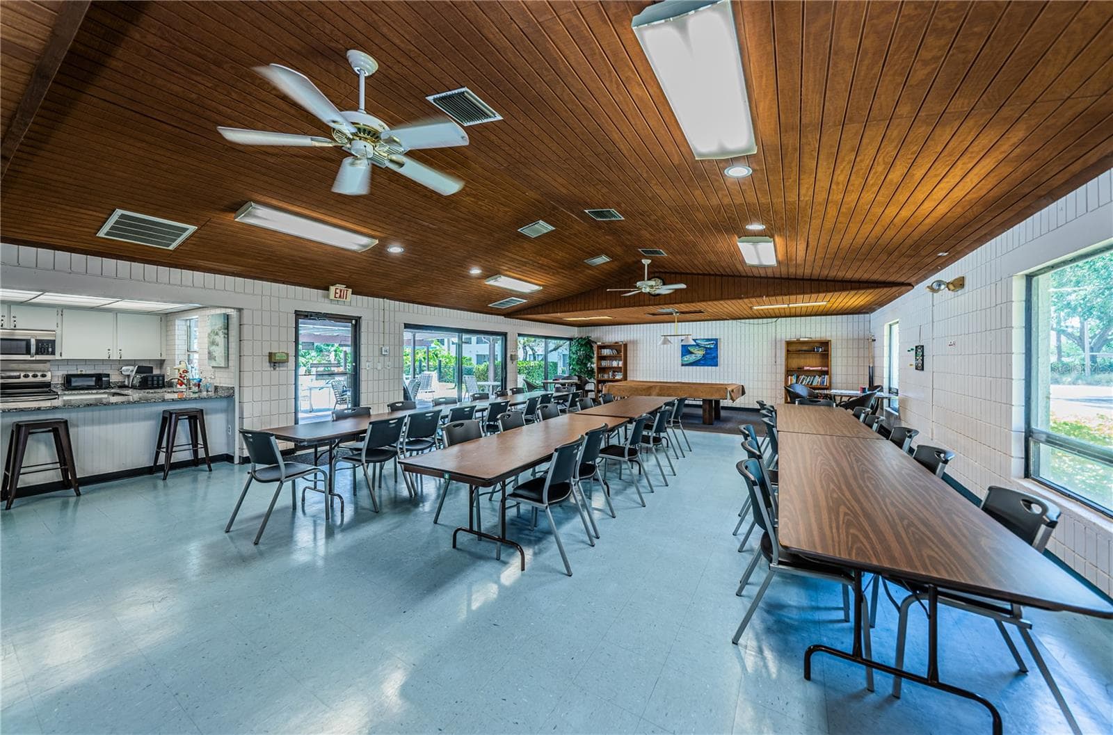 Condominium at 2591 COUNTRYSIDE BLVD #5106, CLEARWATER, photo 69 of 70