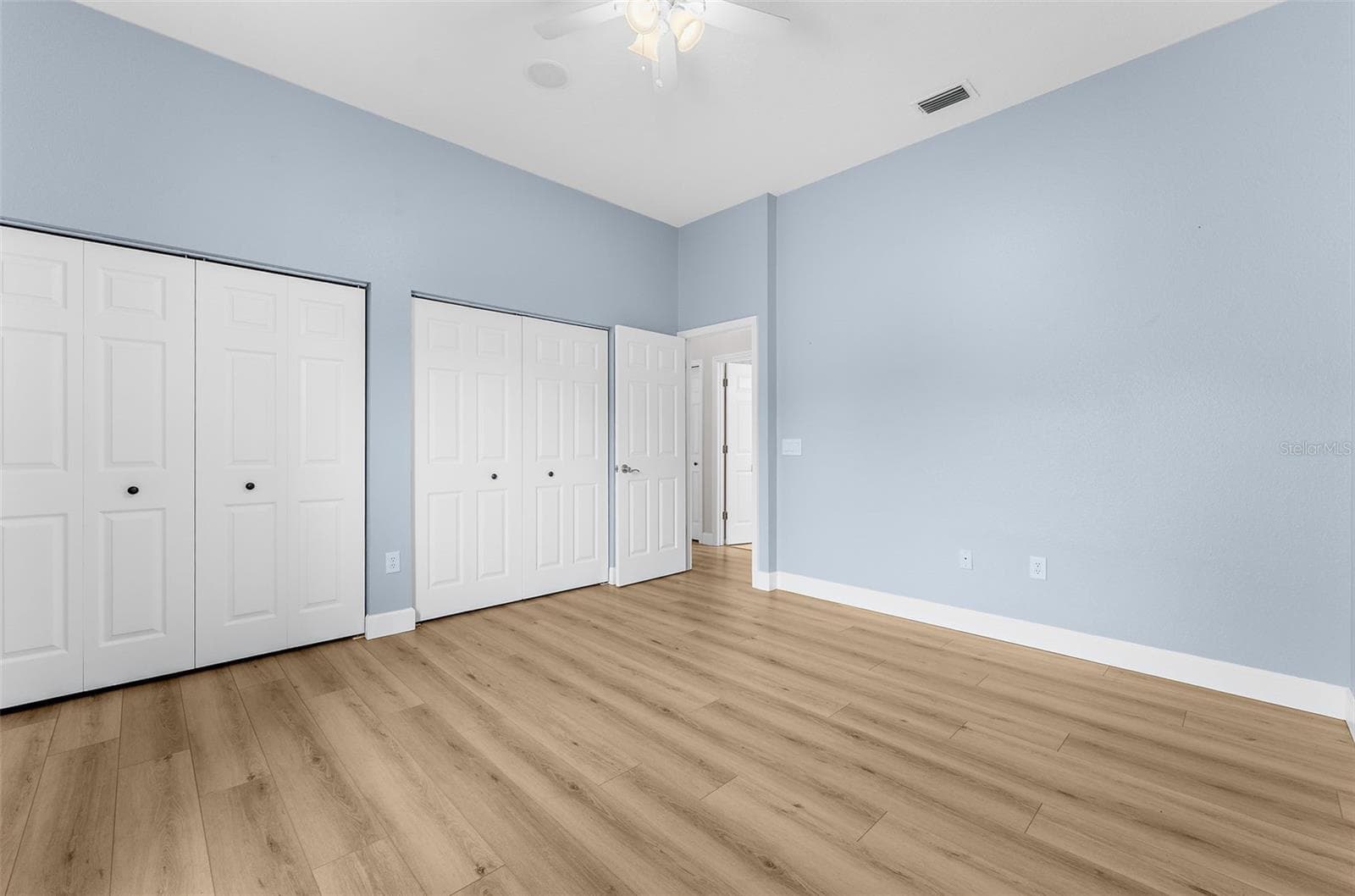 Single Family Residence at 6462 GOLDEN LEAF CT, LAKEWOOD RANCH, photo 27 of 35