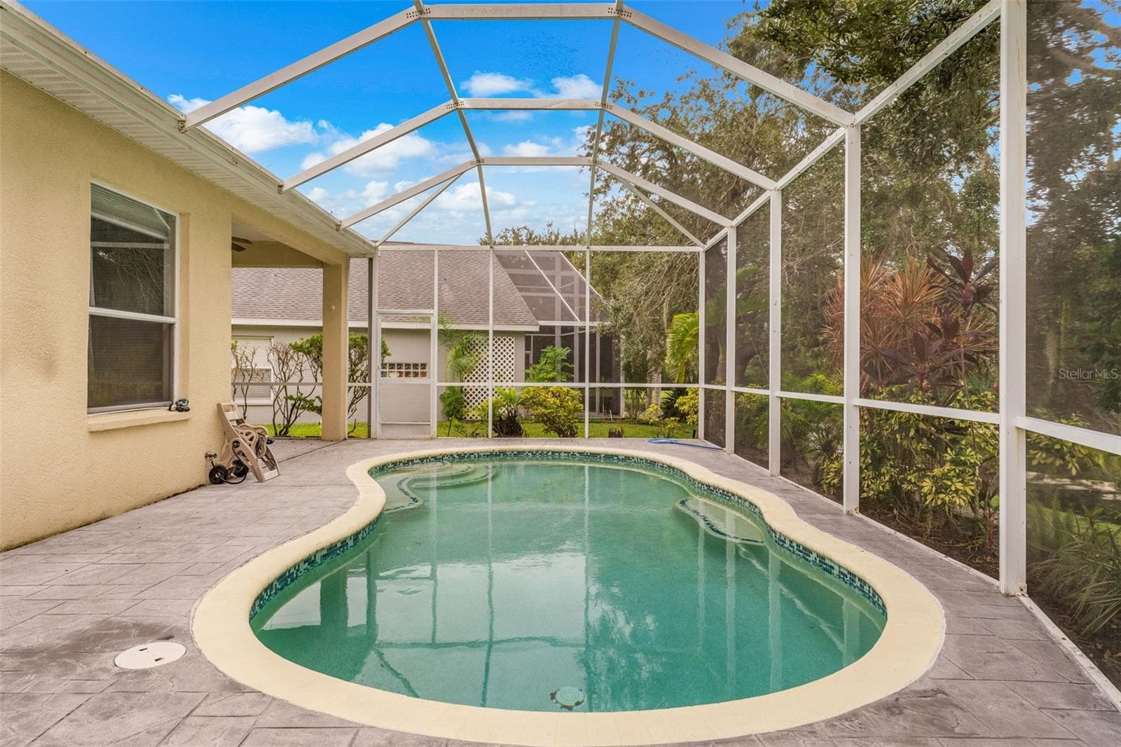Single Family Residence at 6462 GOLDEN LEAF CT, LAKEWOOD RANCH, photo 33 of 35