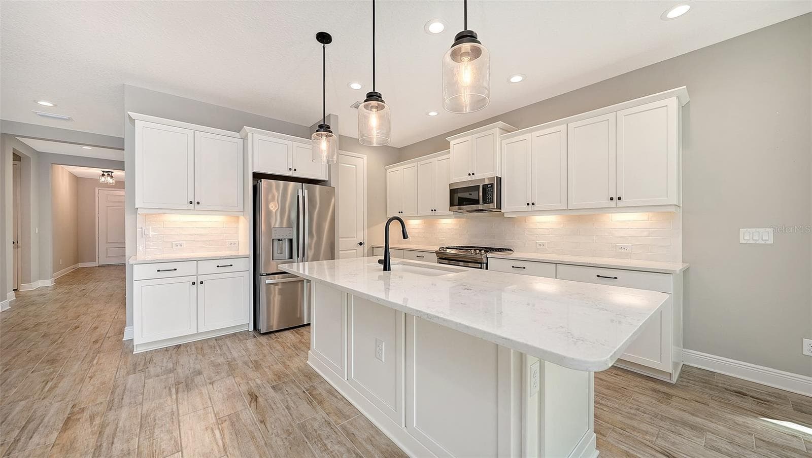 Single Family Residence at 2806 BUTTERFLY JASMINE TRL, SARASOTA, photo 28 of 109