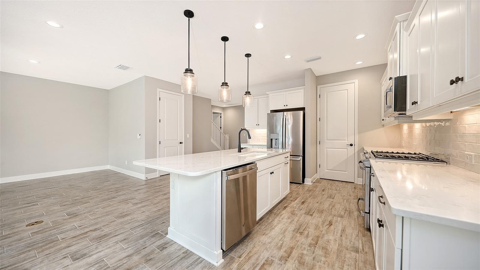 Single Family Residence at 2806 BUTTERFLY JASMINE TRL, SARASOTA, photo 29 of 109