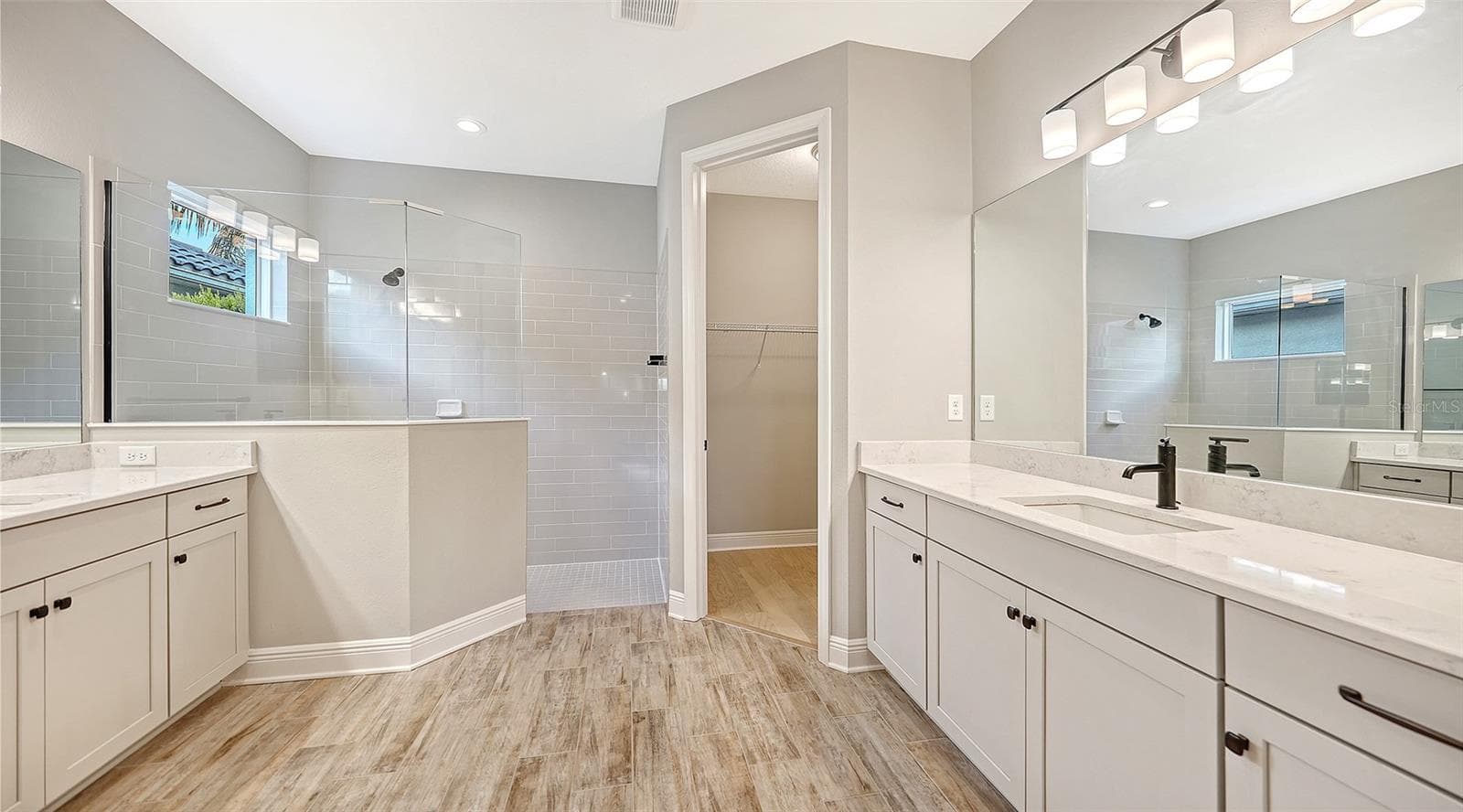 Single Family Residence at 2806 BUTTERFLY JASMINE TRL, SARASOTA, photo 42 of 109