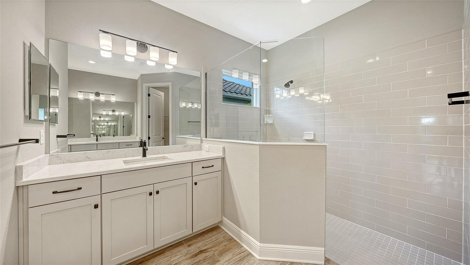 Single Family Residence at 2806 BUTTERFLY JASMINE TRL, SARASOTA, photo 45 of 109