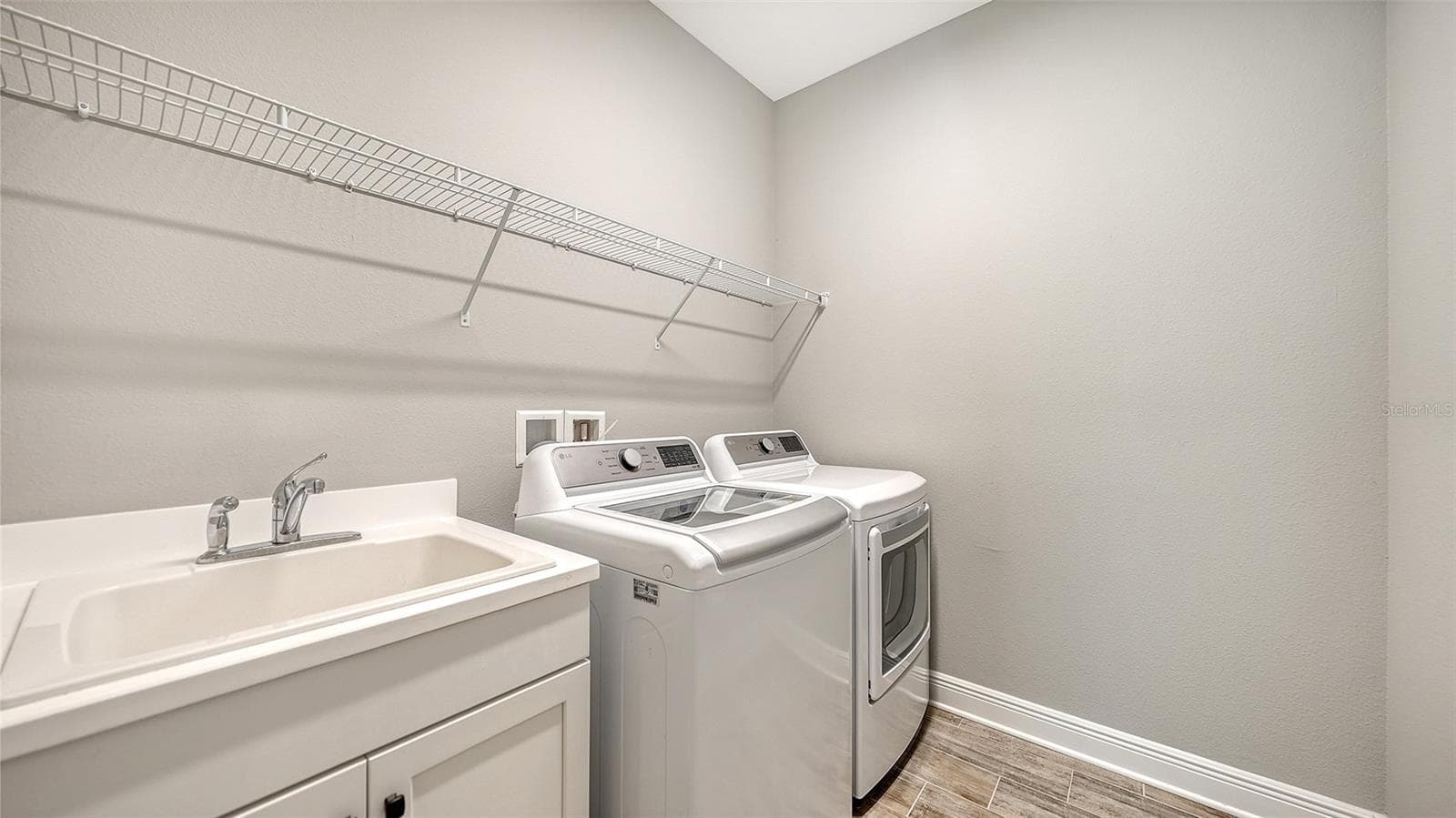 Single Family Residence at 2806 BUTTERFLY JASMINE TRL, SARASOTA, photo 53 of 109