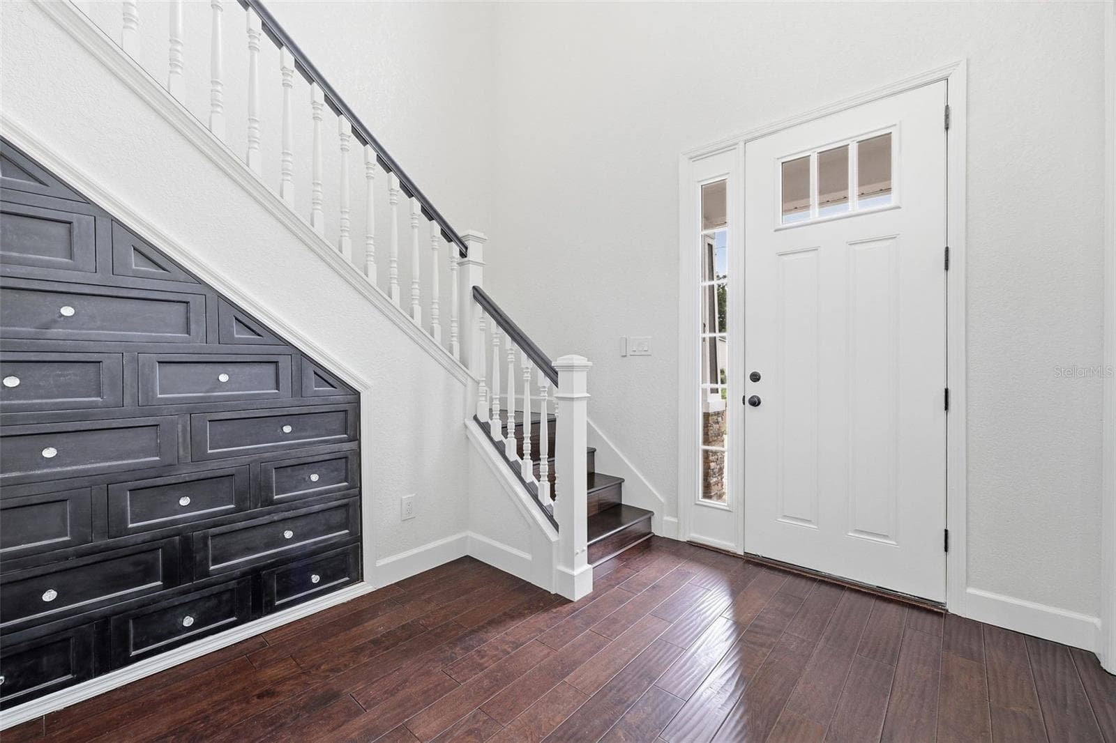 Single Family Residence at 906 W PENINSULAR ST, TAMPA, photo 17 of 38