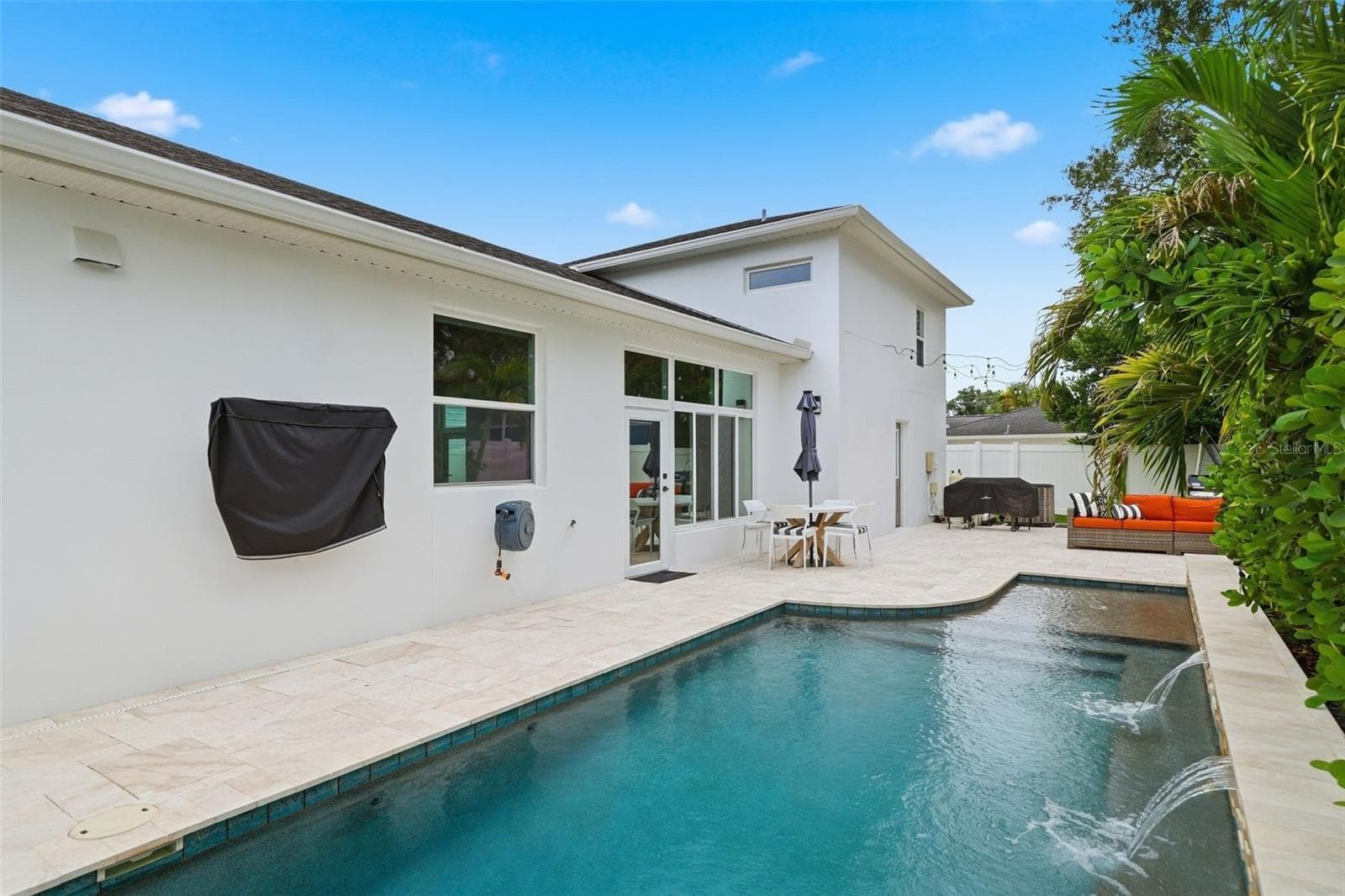 Single Family Residence at 906 W PENINSULAR ST, TAMPA, photo 35 of 38