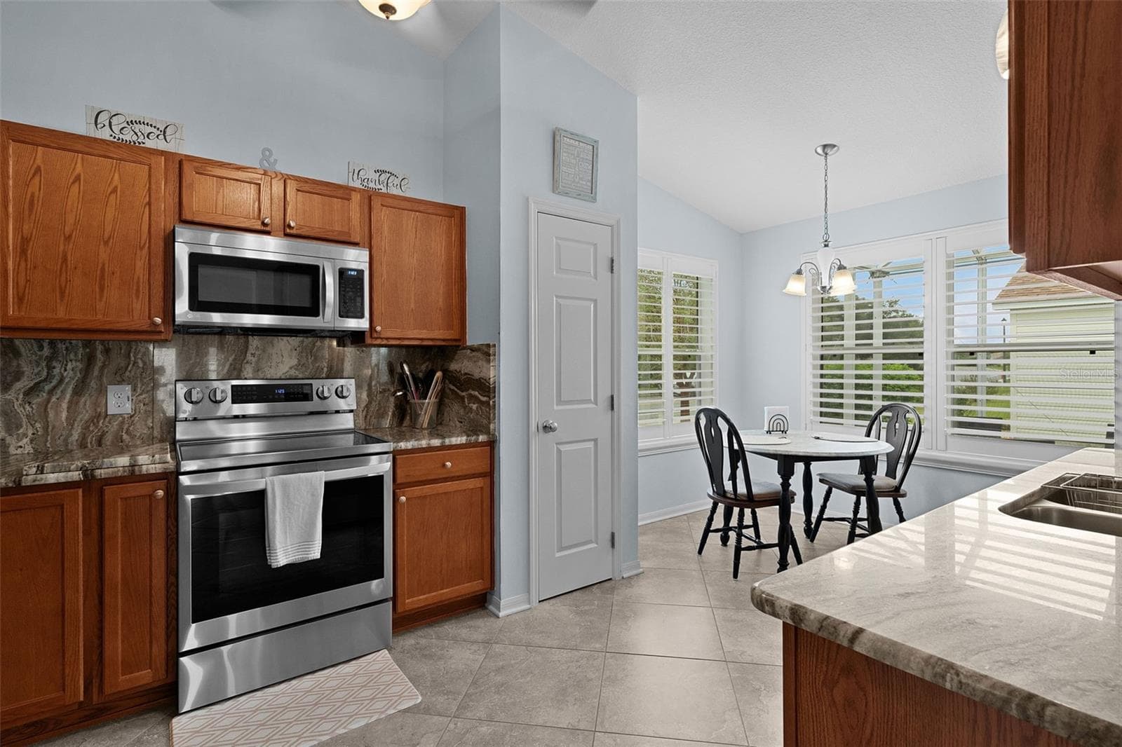 Single Family Residence at 2155 BALDWIN RUN, THE VILLAGES, photo 10 of 33