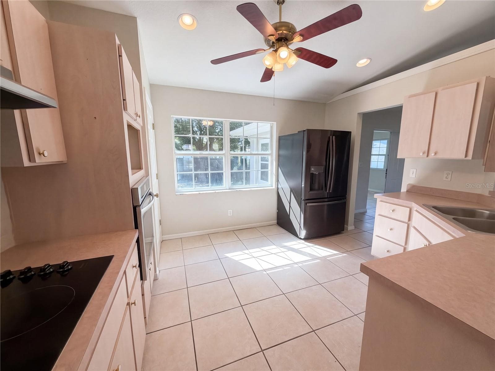 Single Family Residence at 52 REDWOOD TRCE, OCALA, photo 3 of 16