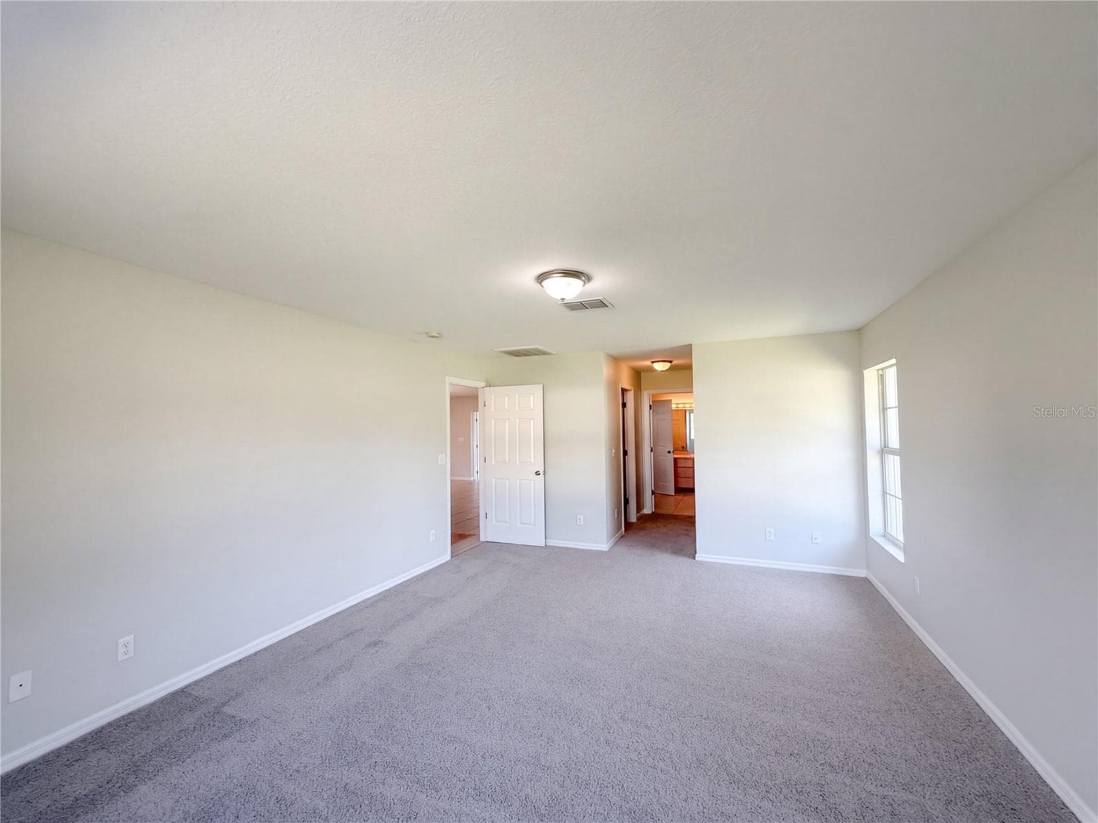 Single Family Residence at 52 REDWOOD TRCE, OCALA, photo 8 of 16