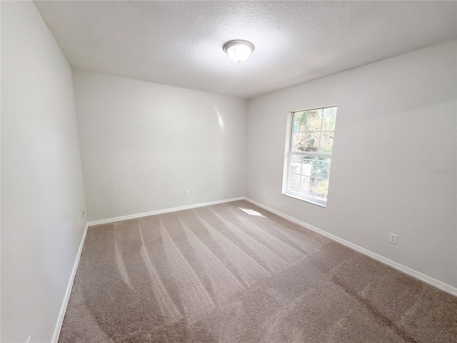 Single Family Residence at 52 REDWOOD TRCE, OCALA, photo 9 of 16
