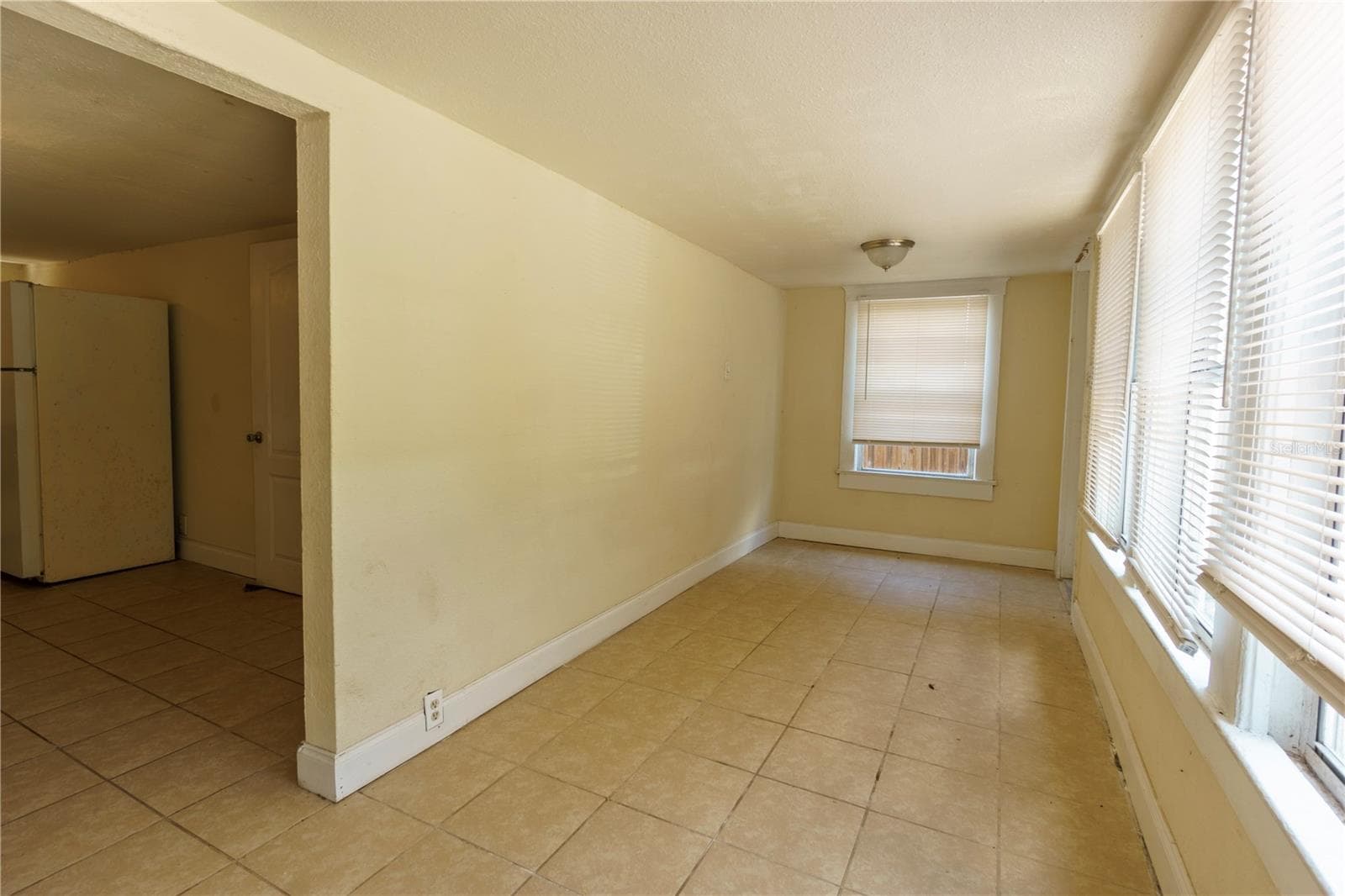 Apartment at 113 W HANLON ST, TAMPA, photo 7 of 12