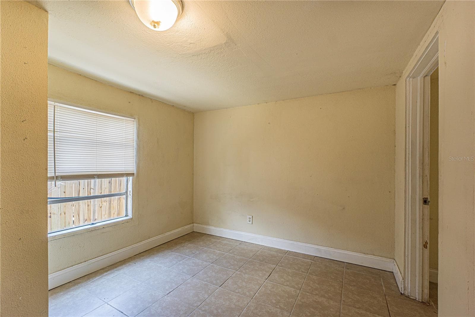 Apartment at 113 W HANLON ST, TAMPA, photo 10 of 12