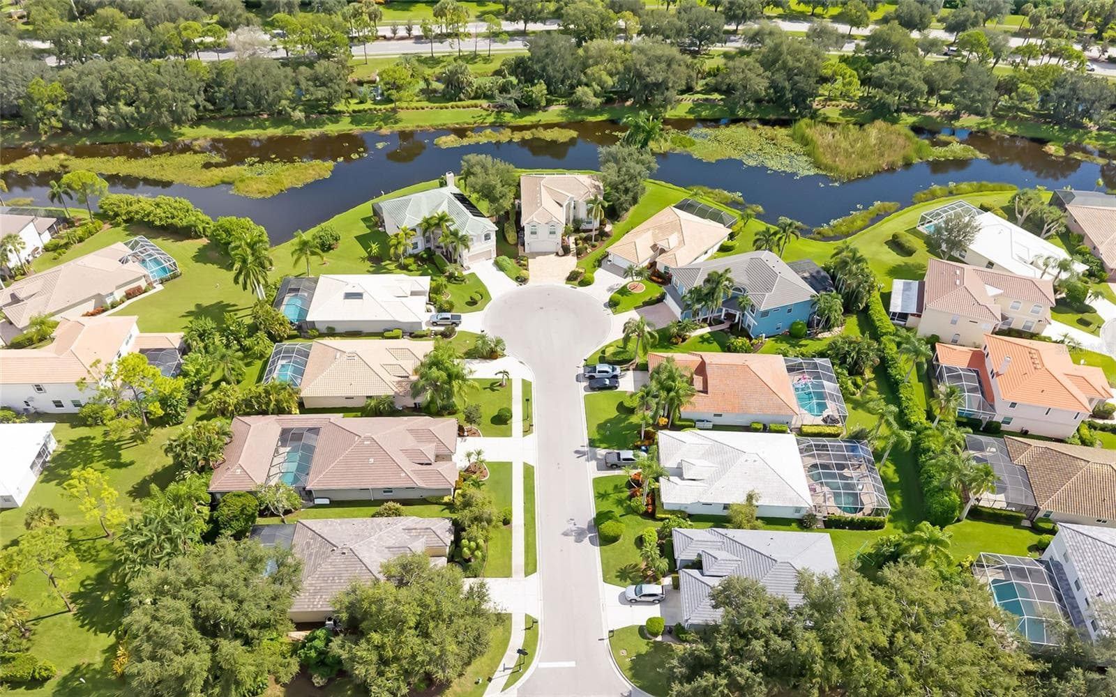 Single Family Residence at 5111 BROOKSBEND CIR, SARASOTA, photo 41 of 50