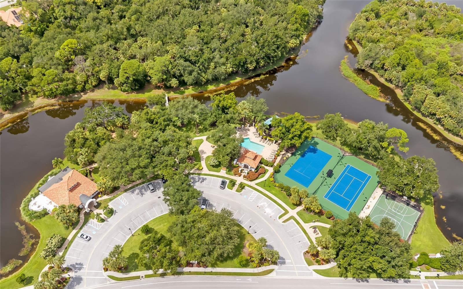 Single Family Residence at 5111 BROOKSBEND CIR, SARASOTA, photo 43 of 50