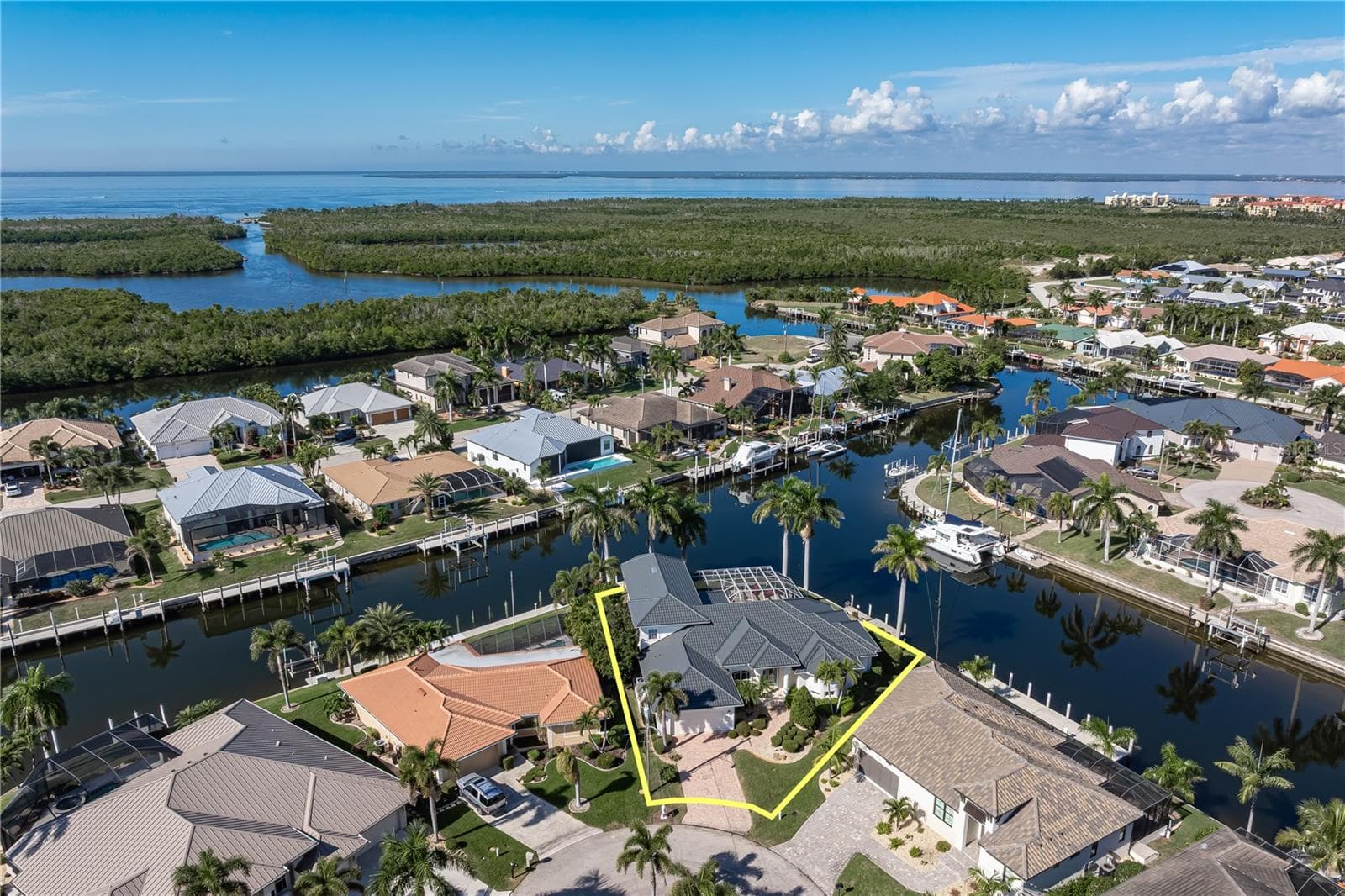 Single Family Residence at 2736 MAYAGUANA CT, PUNTA GORDA, photo 12 of 80
