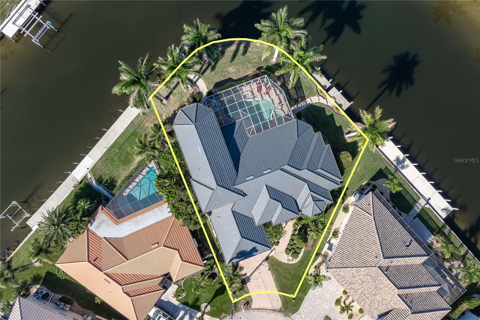 Single Family Residence at 2736 MAYAGUANA CT, PUNTA GORDA, photo 13 of 80