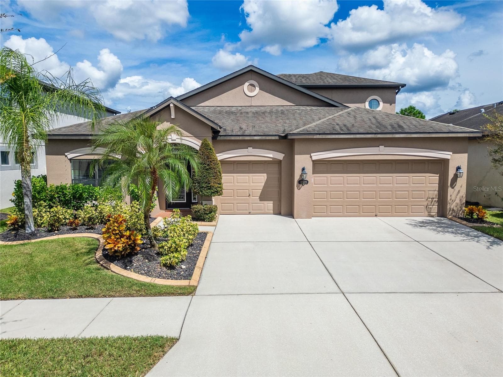 Single Family Residence at 11520 SCARLET IBIS PL, RIVERVIEW, photo 3 of 63