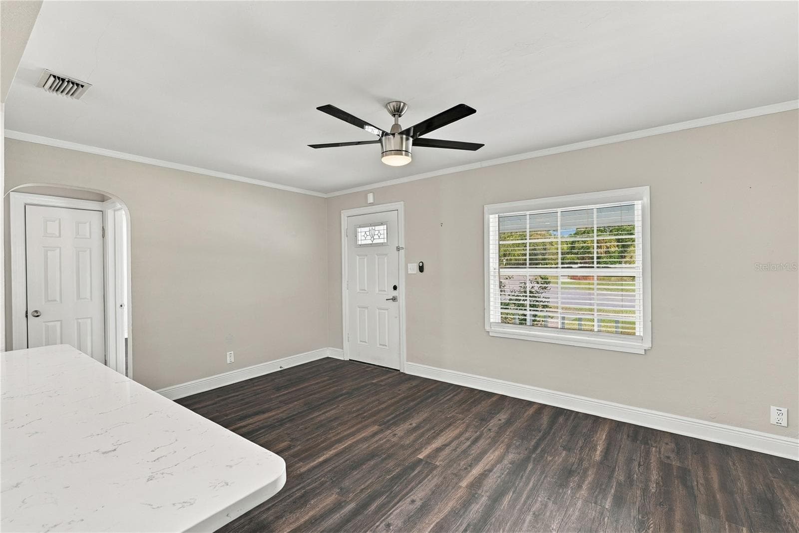 Single Family Residence at 3184 11TH AVE N, ST PETERSBURG, photo 9 of 33